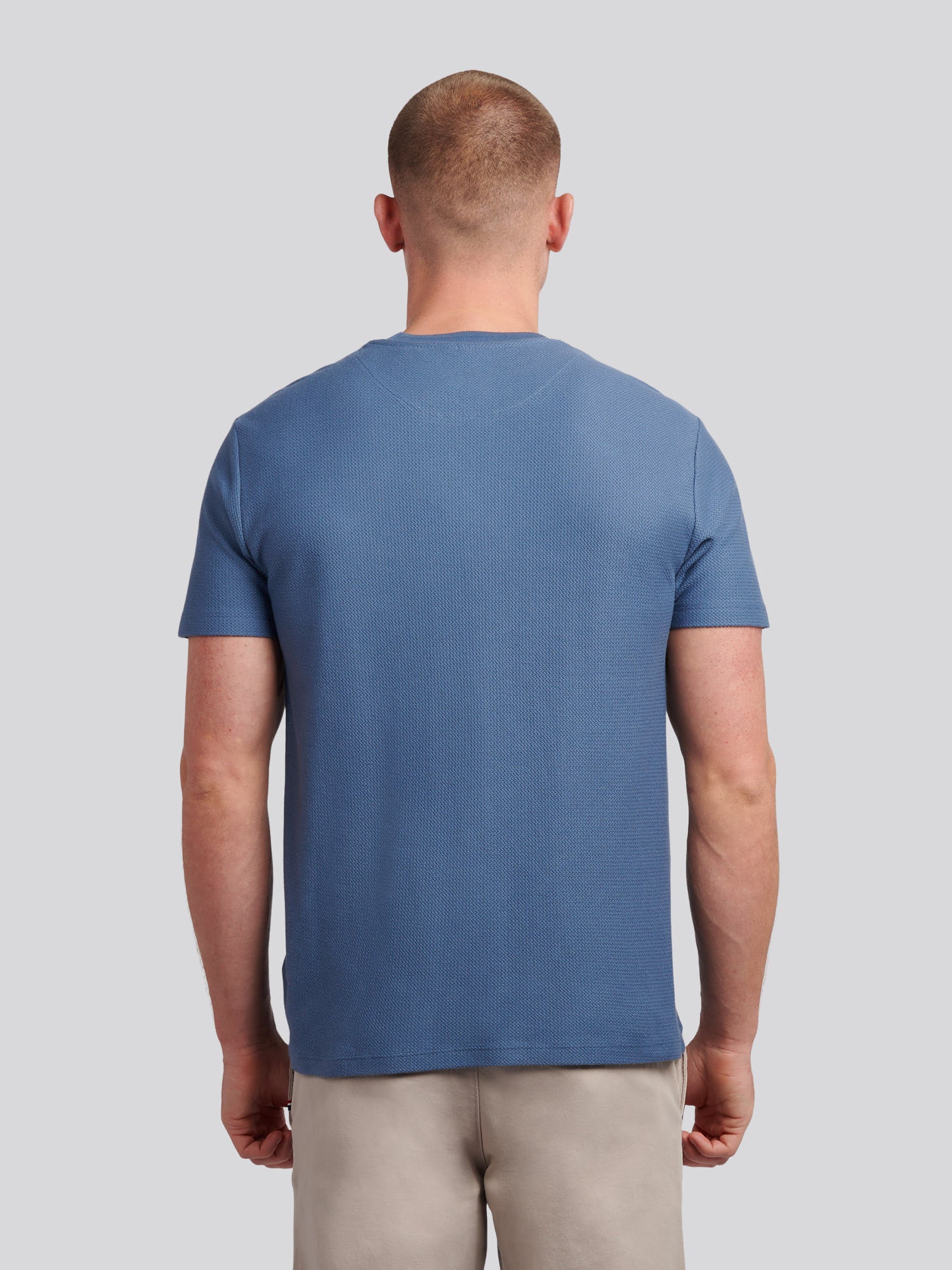 Mens HerringboneTexture T-Shirt in Vintage Indigo - Image 4