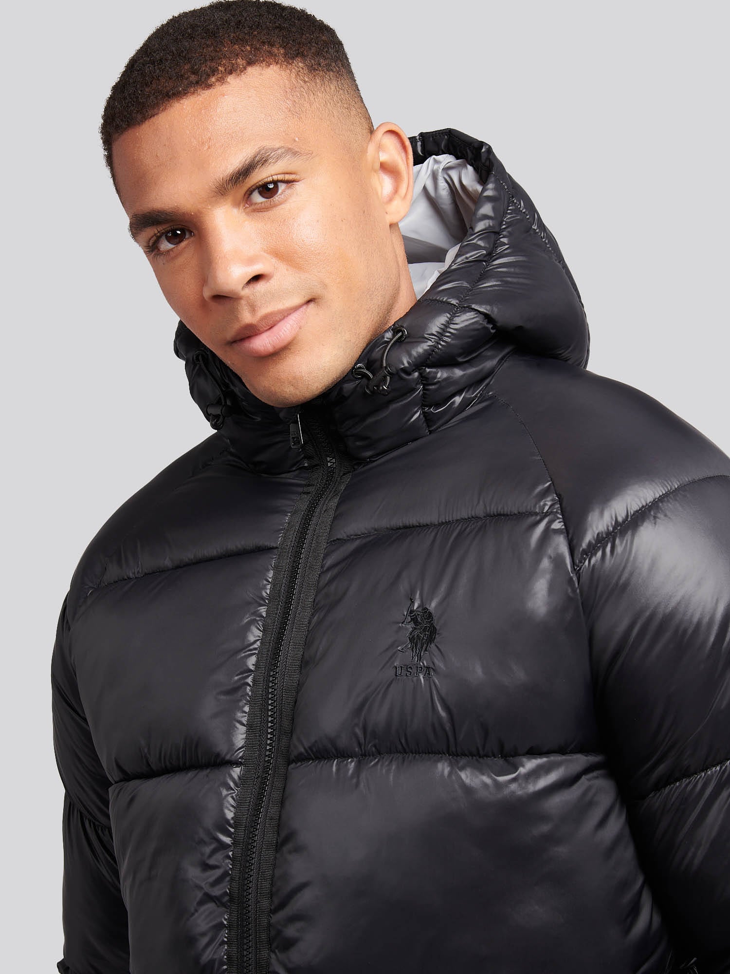 Mens High Shine Heavyweight Quilted Jacket in Black - Image 2