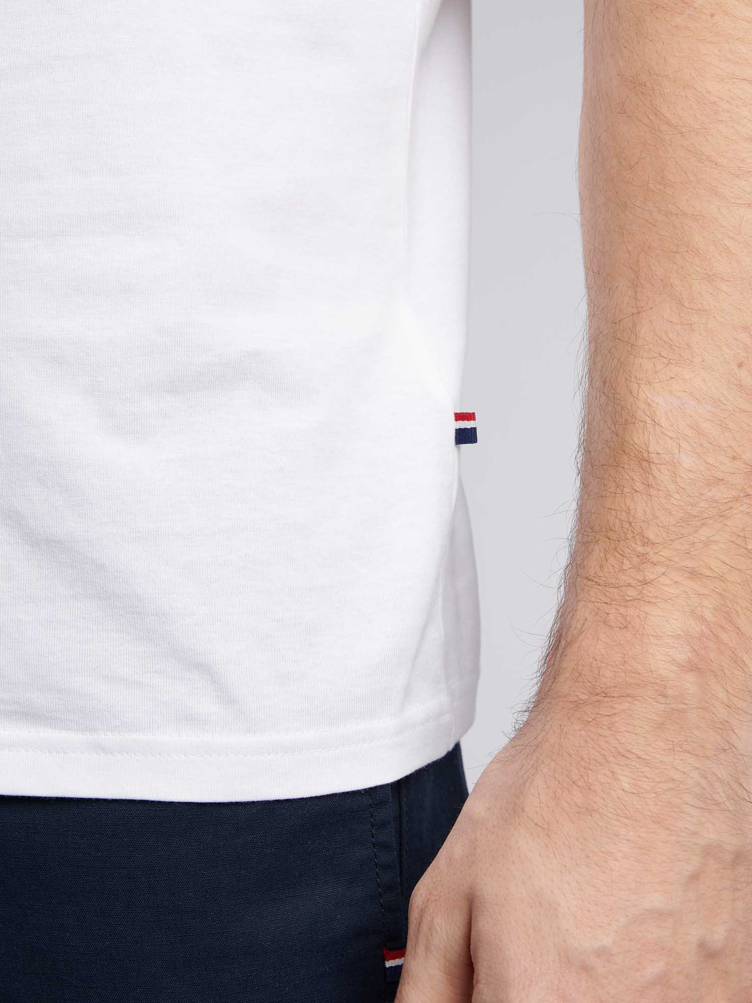 Mens Large Player T-Shirt in White / Dark Sapphire Navy DHM - Image 5