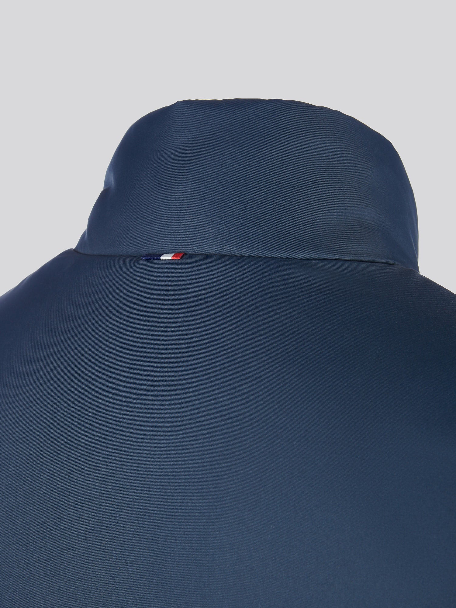 Mens Lightweight Quilt Funnel Puffer in Dark Sapphire Navy / Moonlight Blue DHM - Image 11