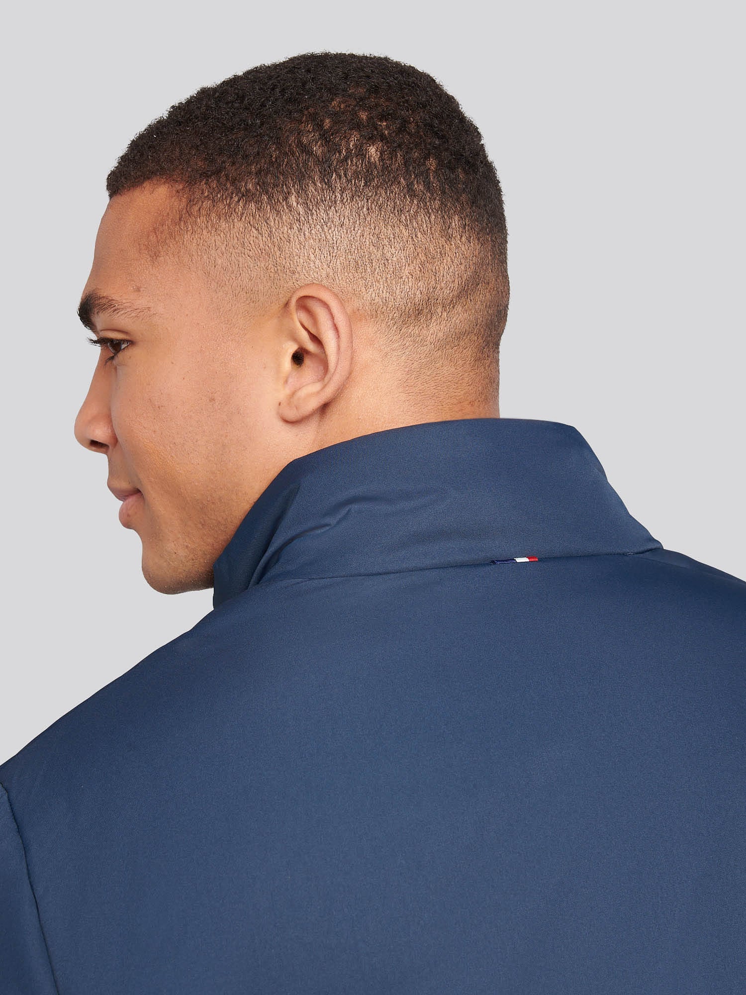 Mens Lightweight Quilt Funnel Puffer in Dark Sapphire Navy / Moonlight Blue DHM - Image 3