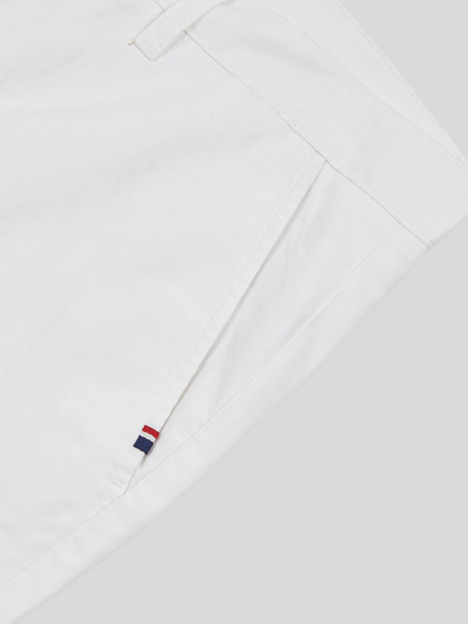 Mens Linen Blend Chino Shorts in Bright White - Image 8