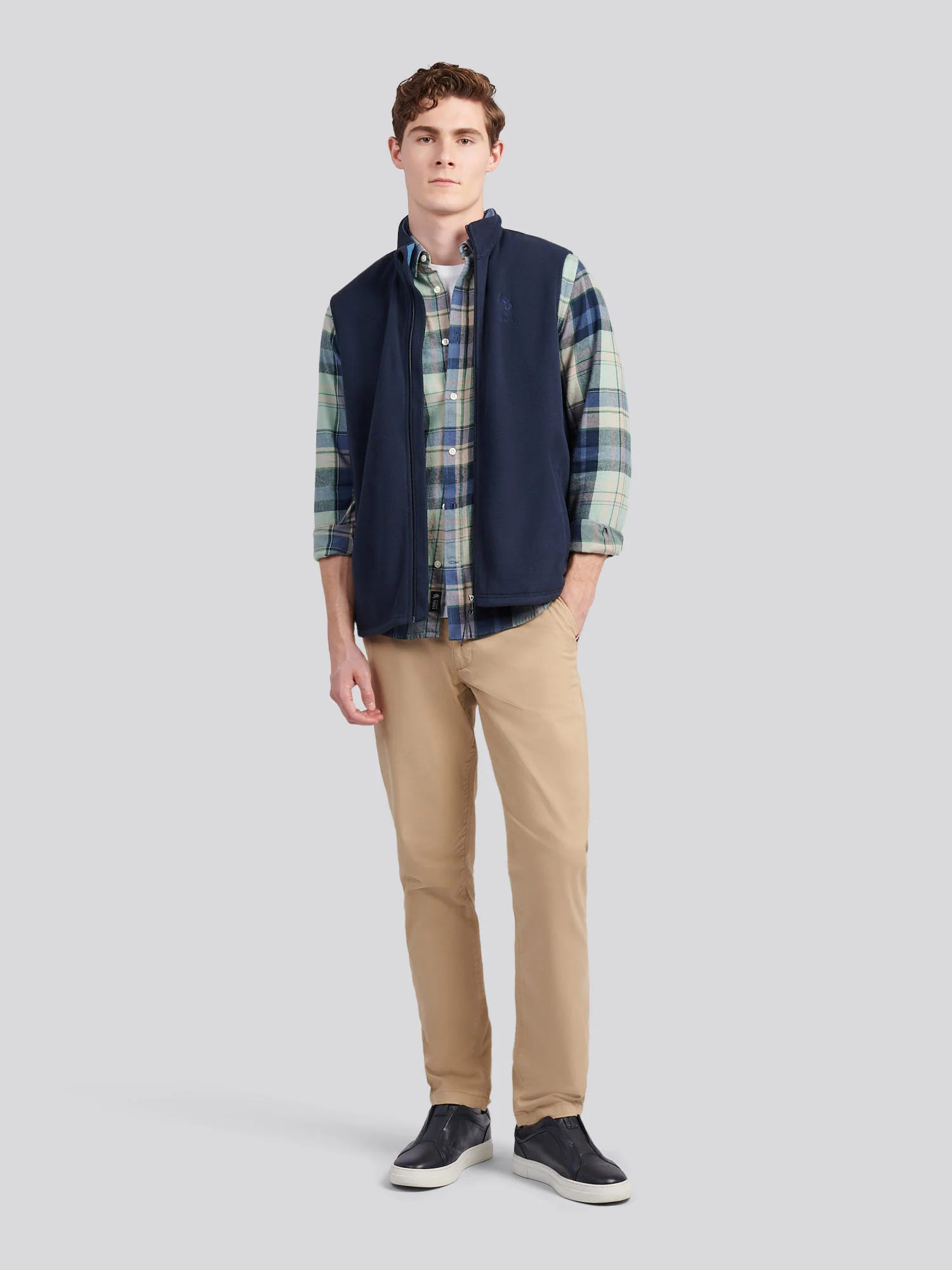 Mens Micro Fleece Gilet in Dark Sapphire Navy / Moonlight Blue DHM - Image 3