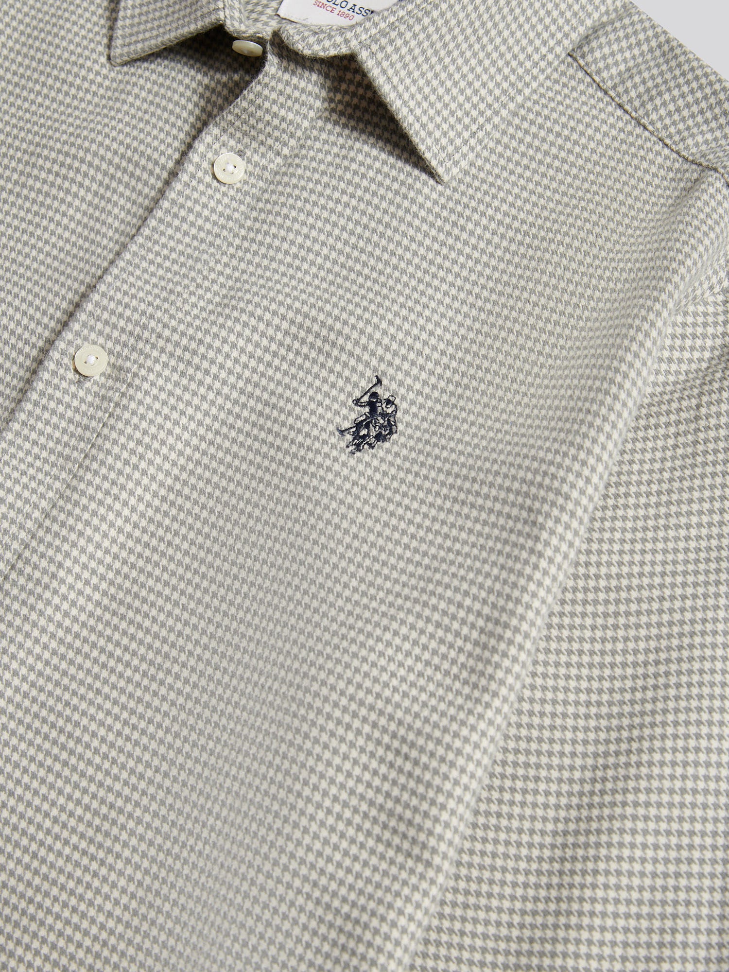 Mens Mini Houndstooth Shirt in Mid Grey Marl - Image 8