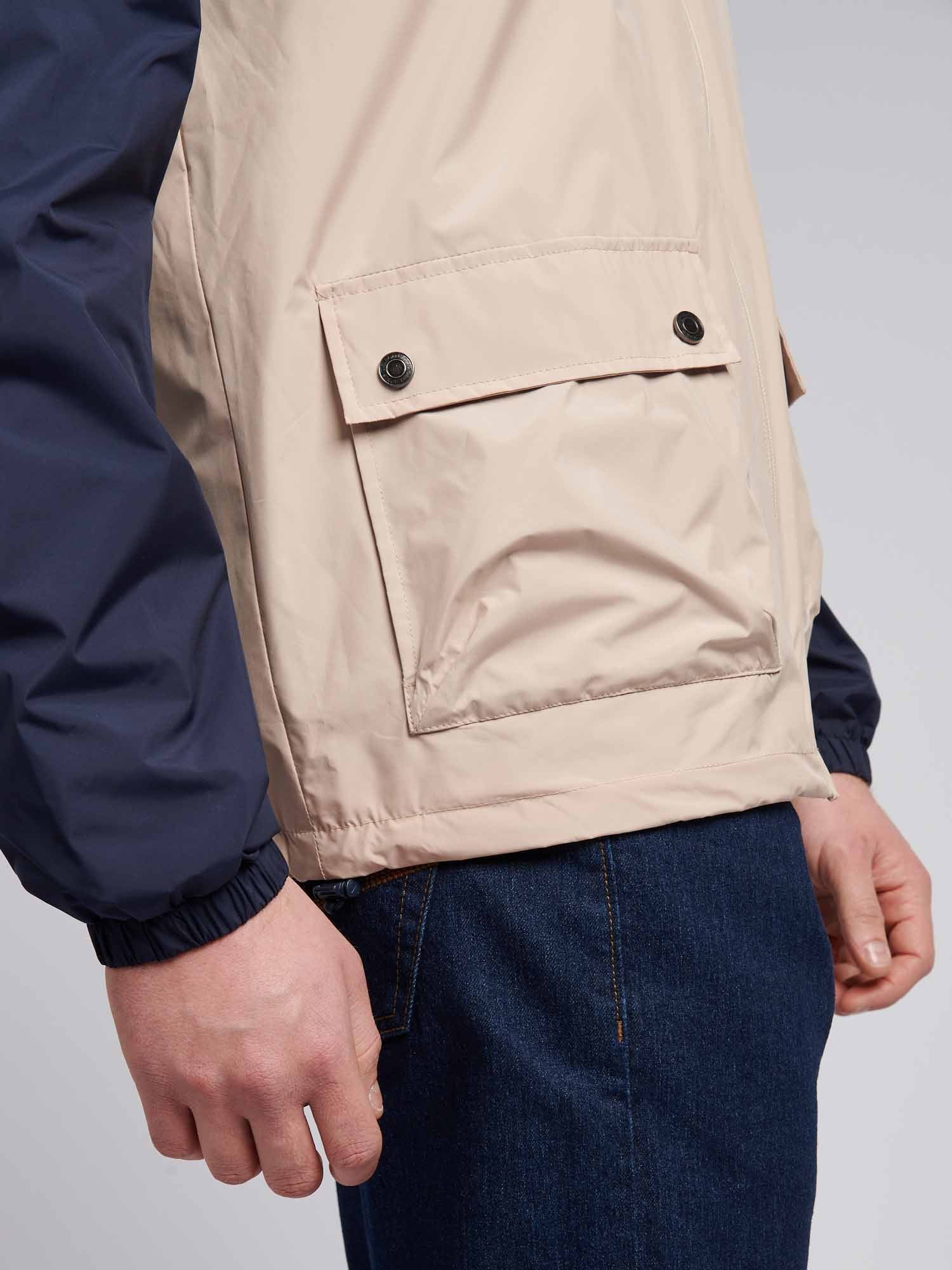 Mens Panelled Windbreaker Jacket in Doeskin - Image 5