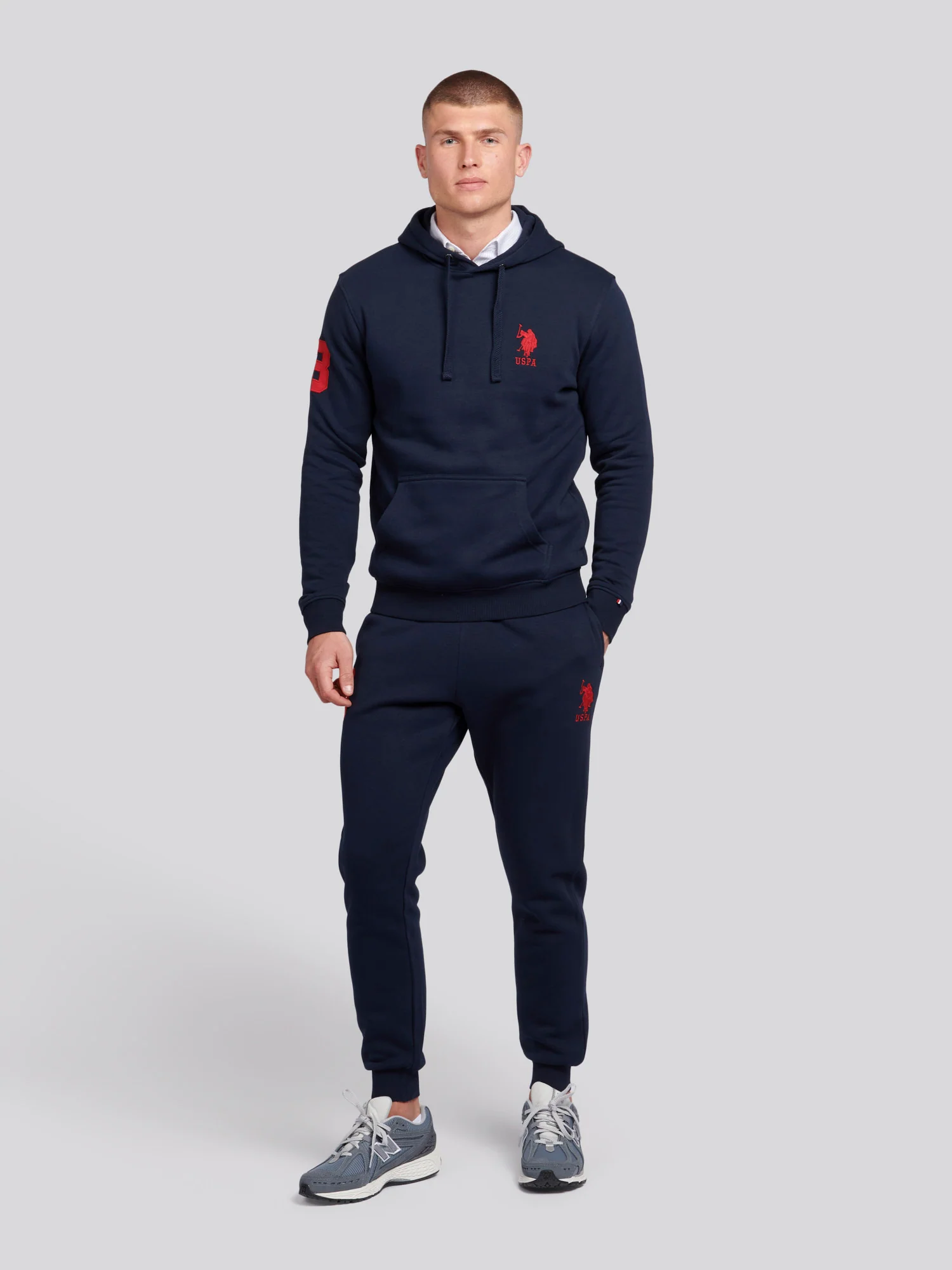 Mens Player 3 Jogger in Dark Sapphire Navy / Haute Red DHM - Image 4