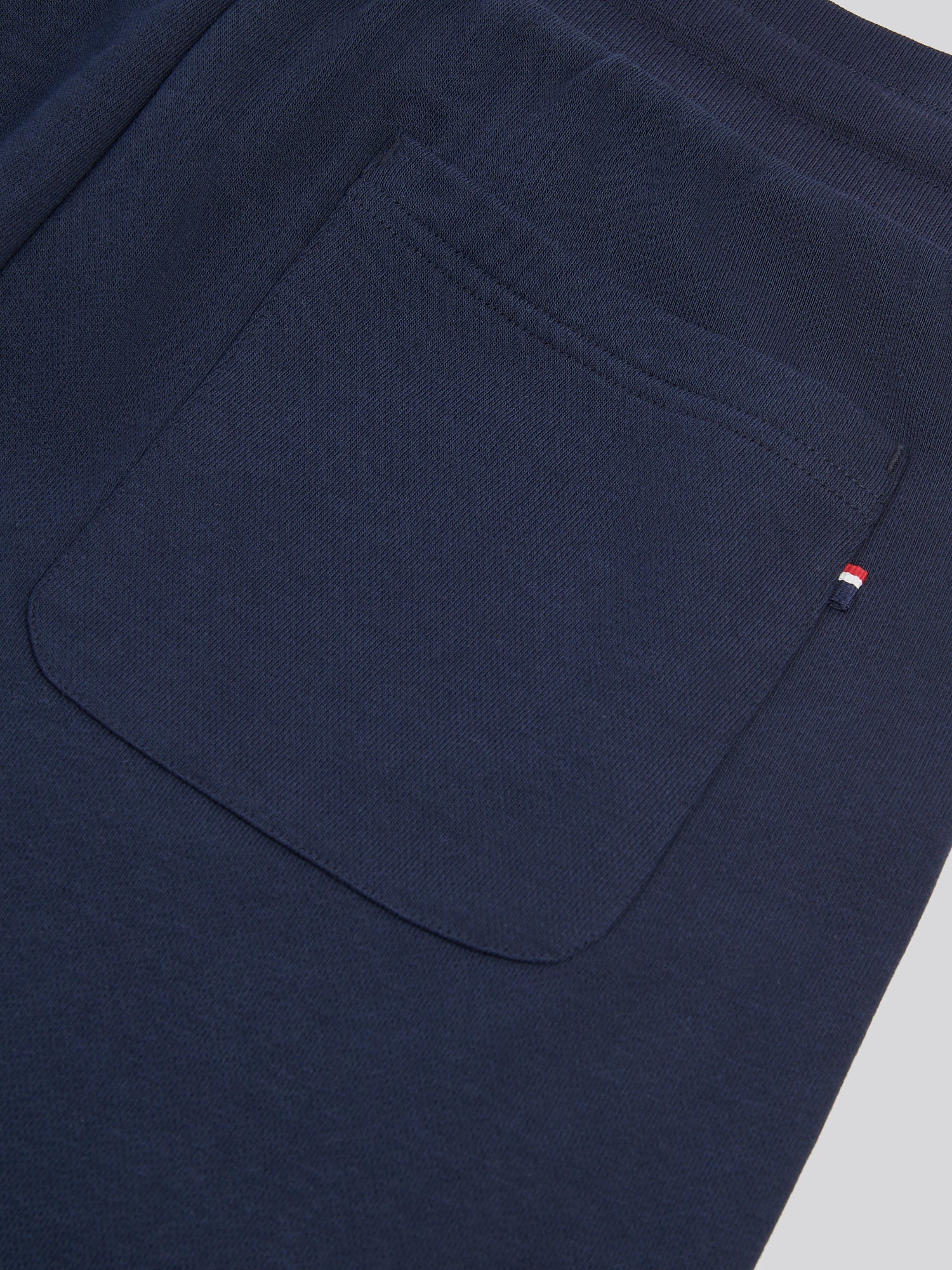 Mens Player 3 Loopback Jogger in Dark Sapphire Navy / Haute Red DHM - Image 10
