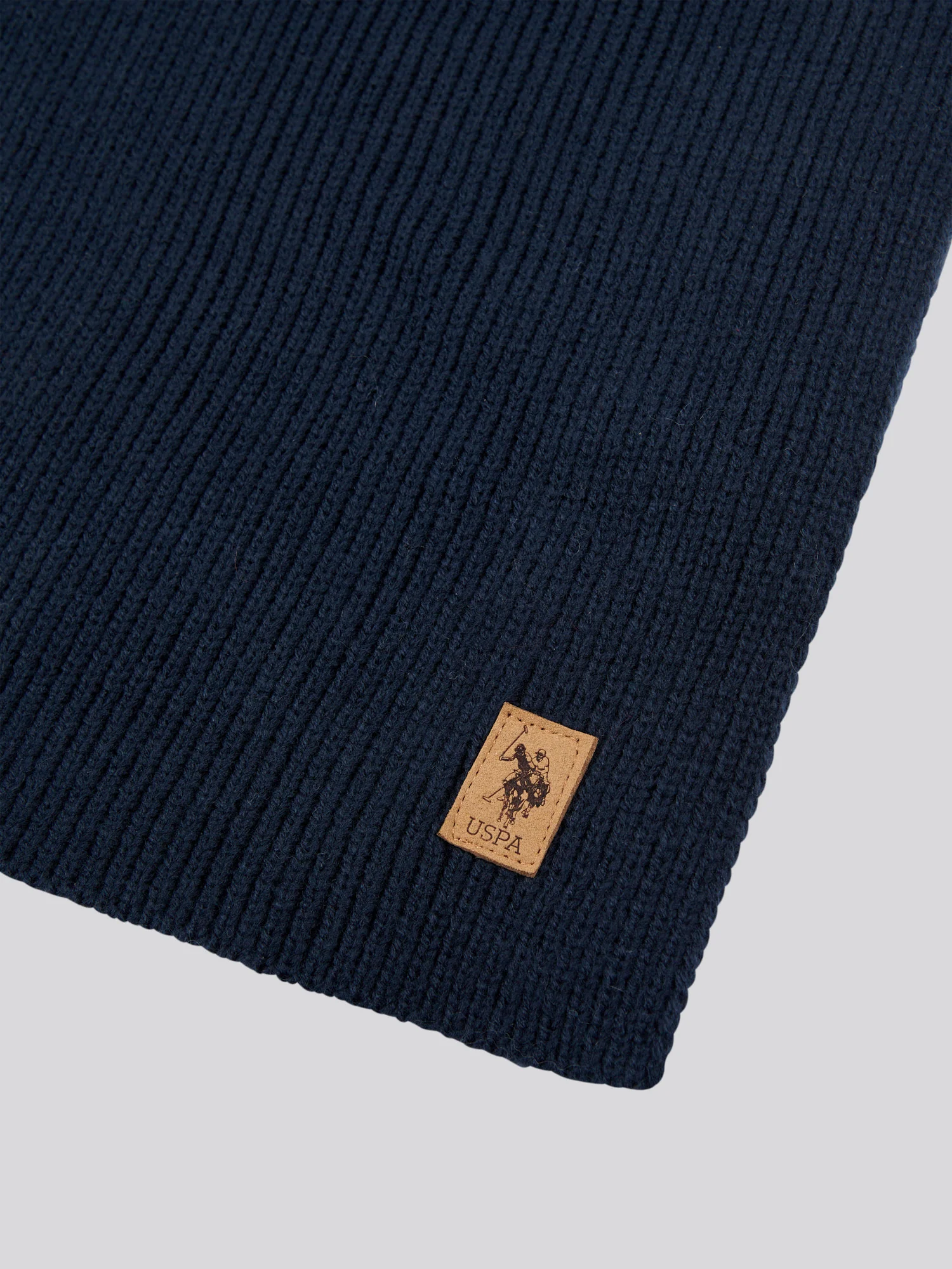 Mens Rib Knit Scarf in Dark Sapphire Navy - Image 3