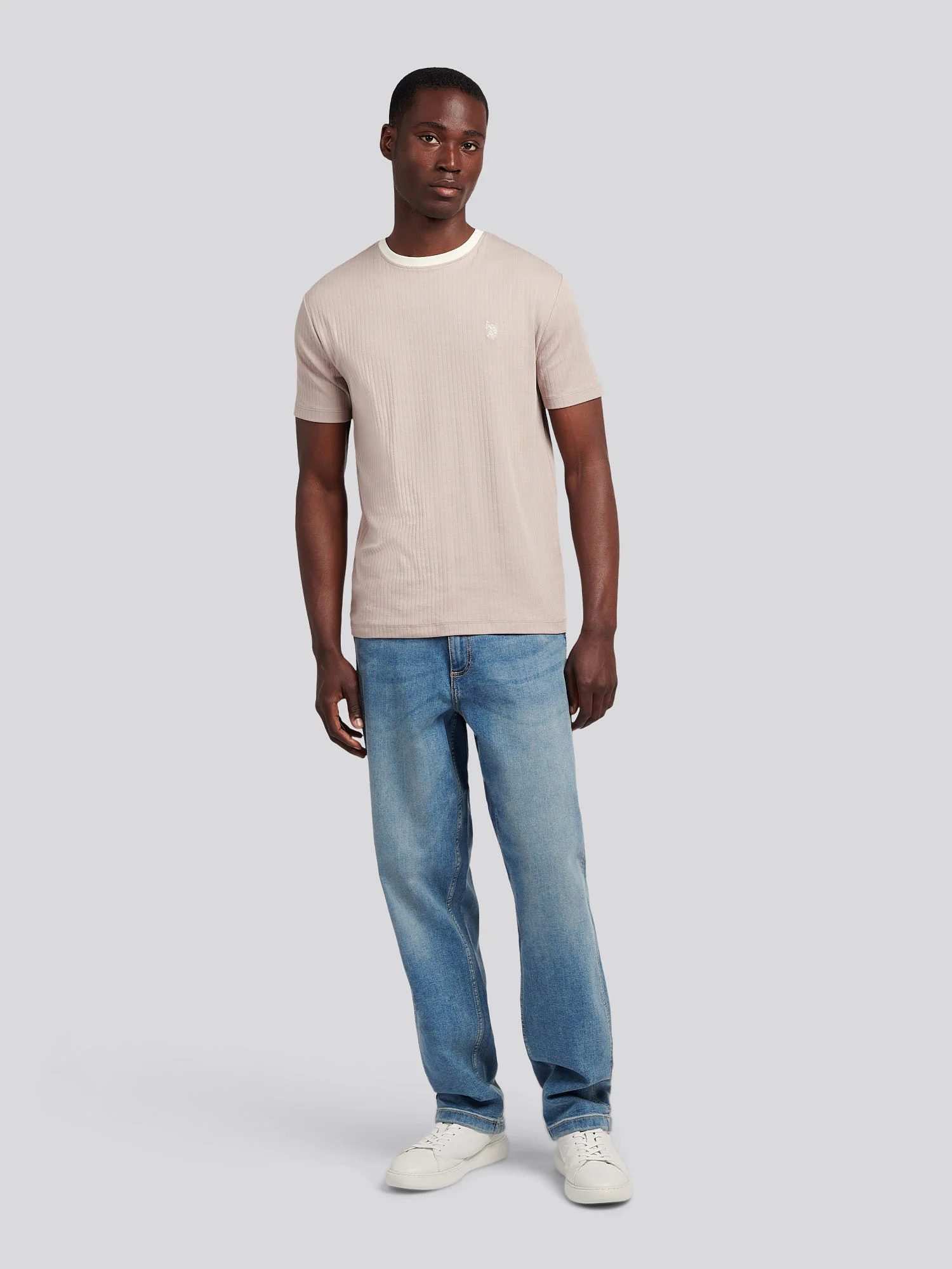 Mens Rib Texture T-Shirt in Atmosphere - Image 4