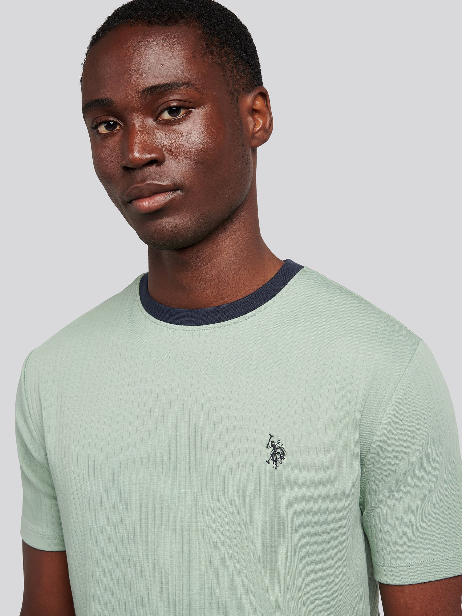 Mens Rib Texture T-Shirt in Iceberg Green - Image 2