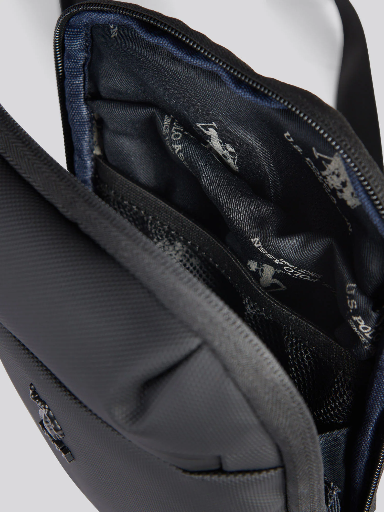 Mens Small Arrowhead Crossbody Bag in Black - Image 10