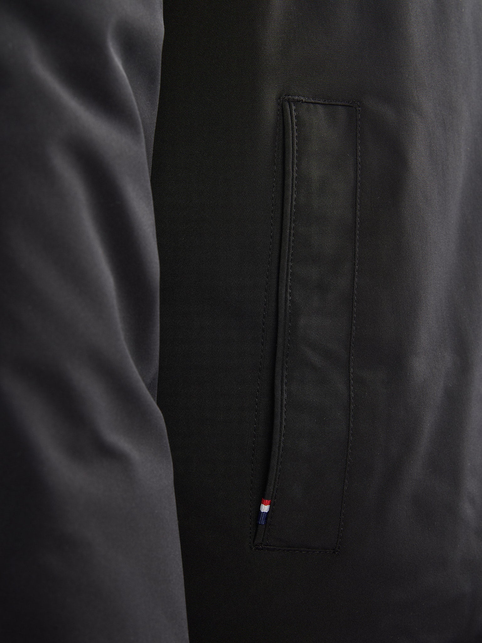 Mens Smart Padded Jacket in Black - Image 12
