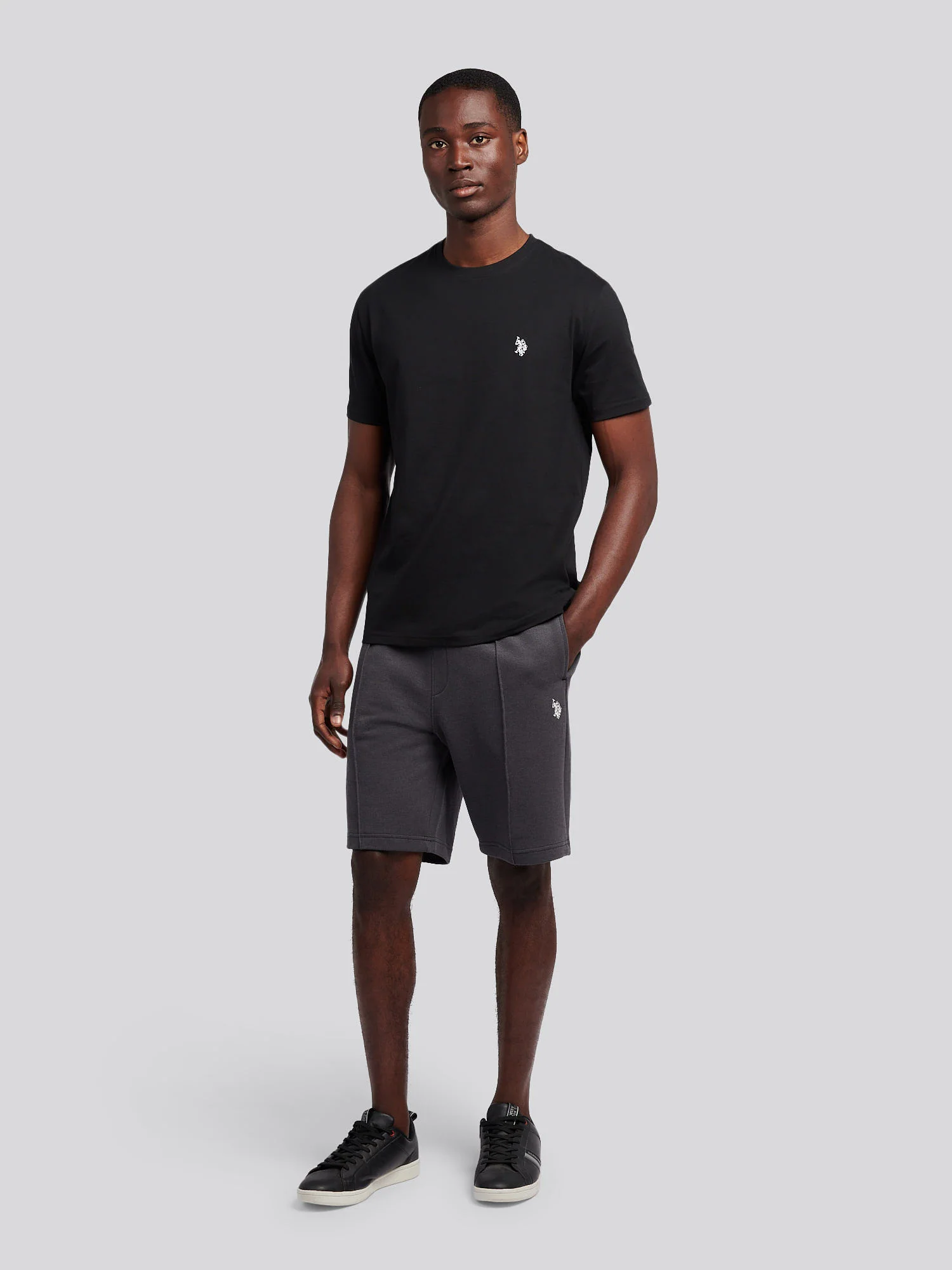 Mens Smart Two Tone Pleat Short in Black - Image 4