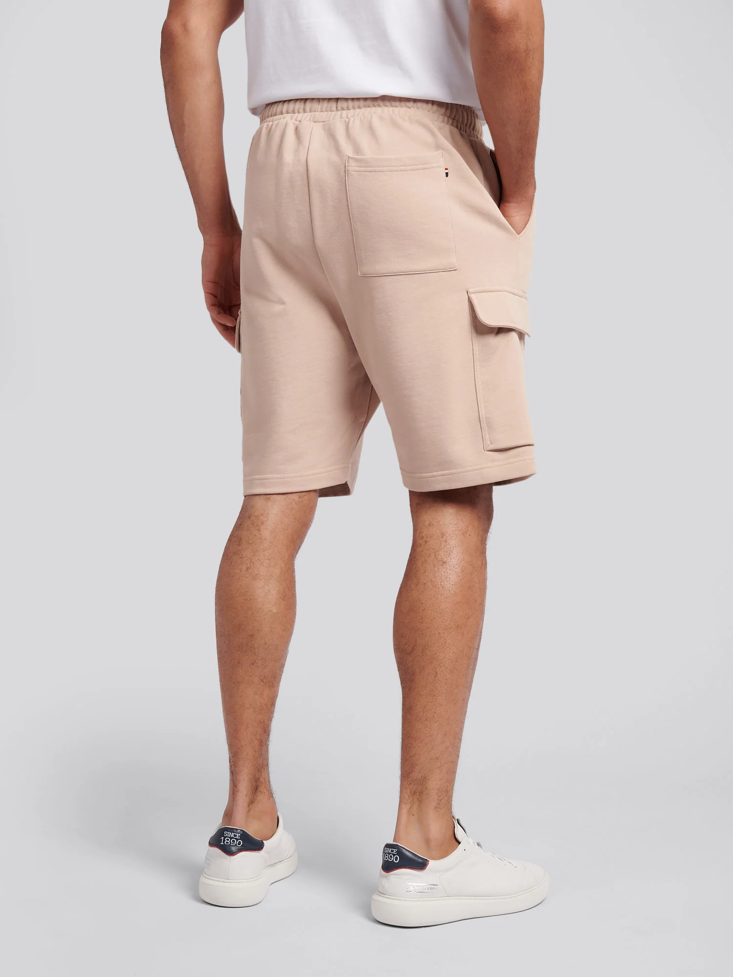 Mens Smart Utility Short in Doeskin - Image 4