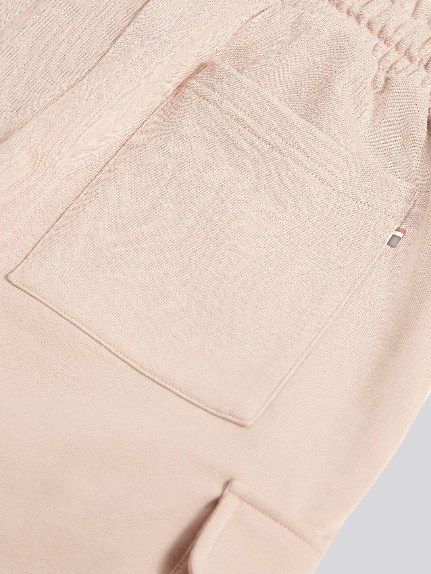 Mens Smart Utility Short in Doeskin - Image 8