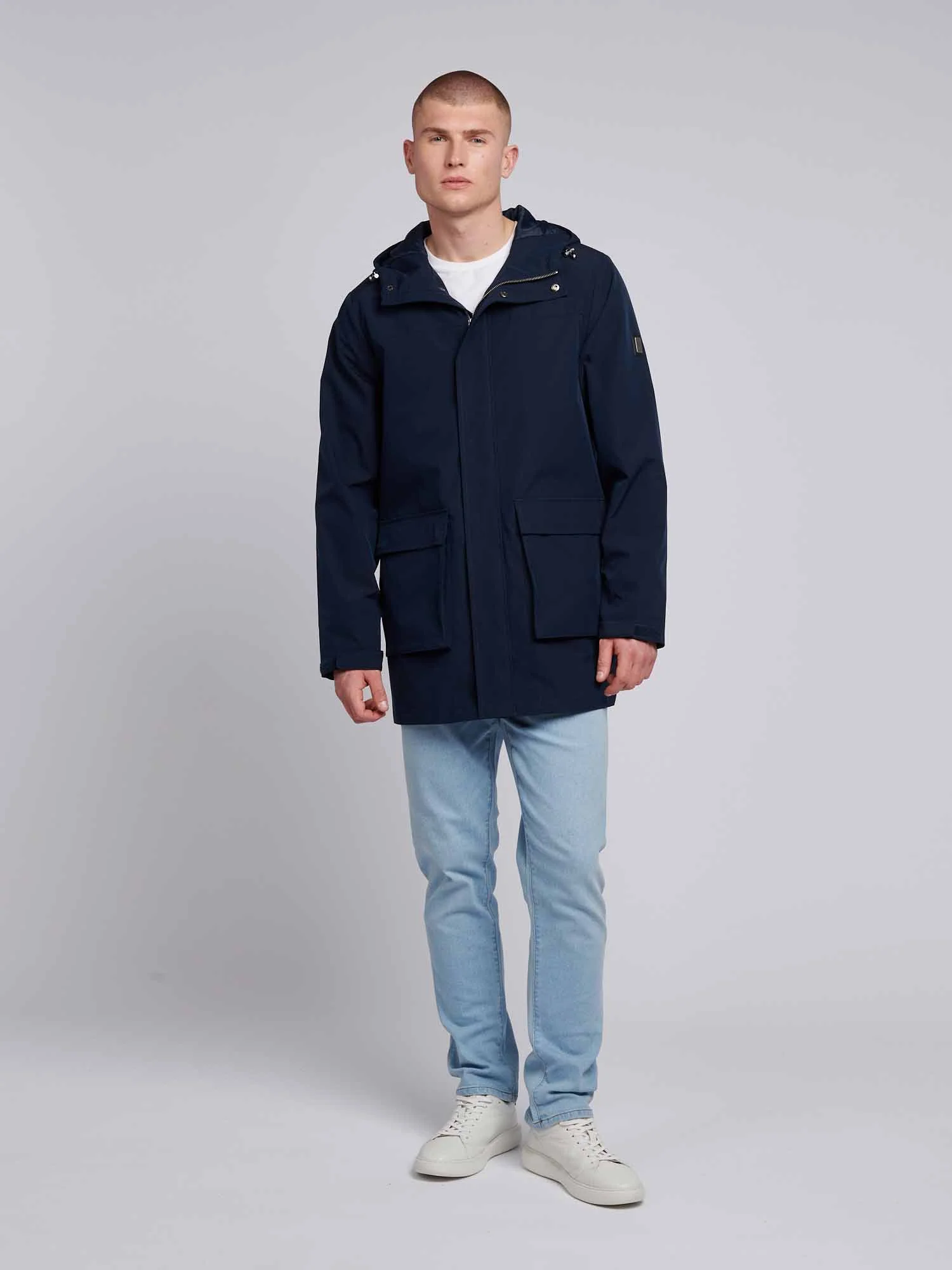 Mens Technical Summer Rain Mac in Dark Sapphire Navy - Image 3