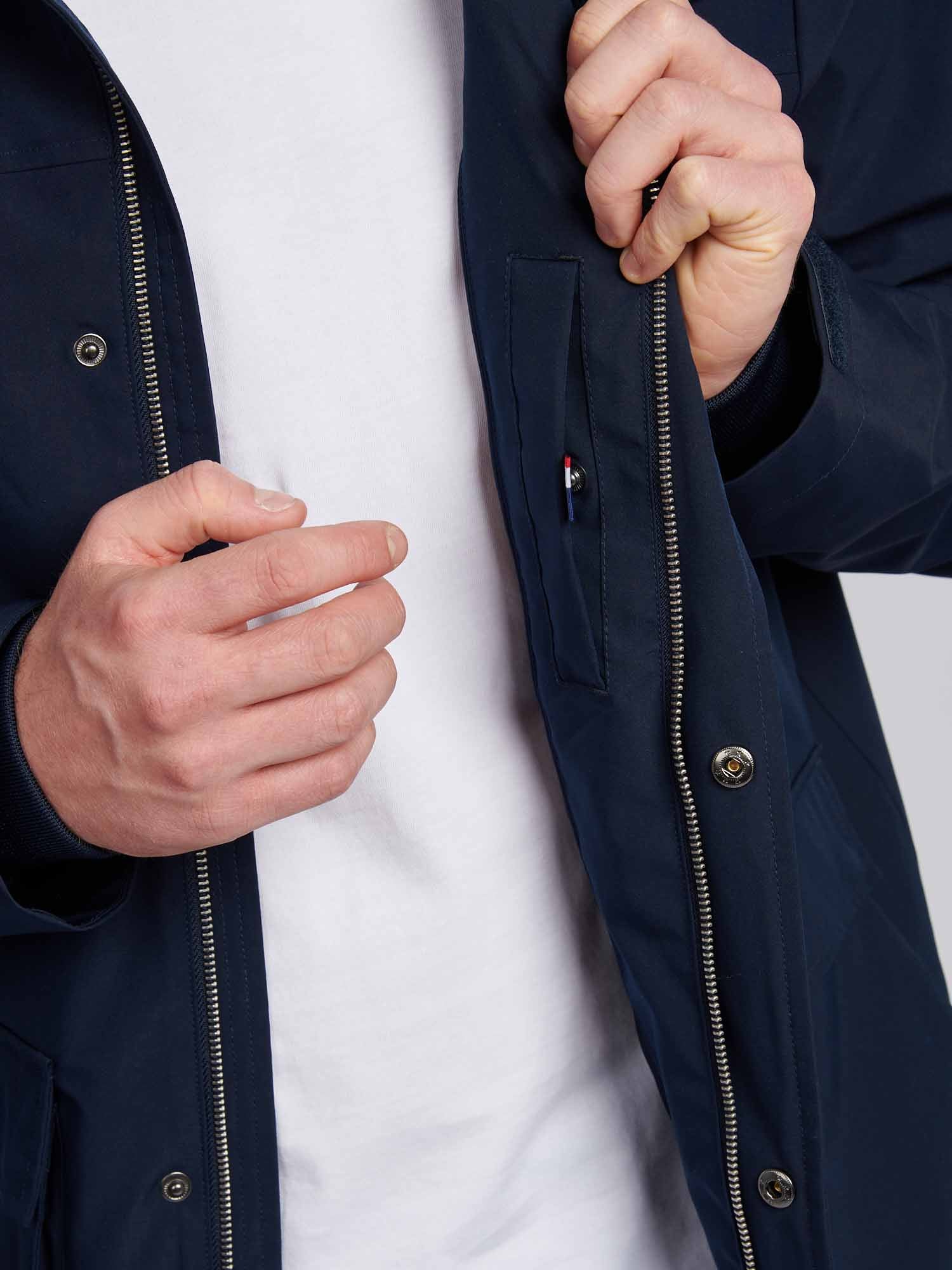 Mens Technical Summer Rain Mac in Dark Sapphire Navy - Image 5