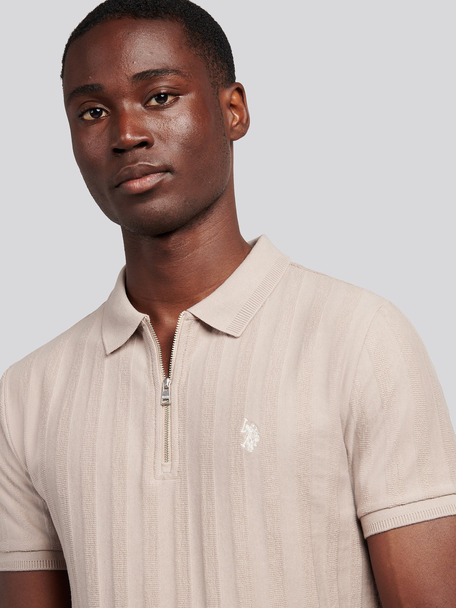 Mens Vertical Stripe Texture Polo Shirt in Atmosphere - Image 2