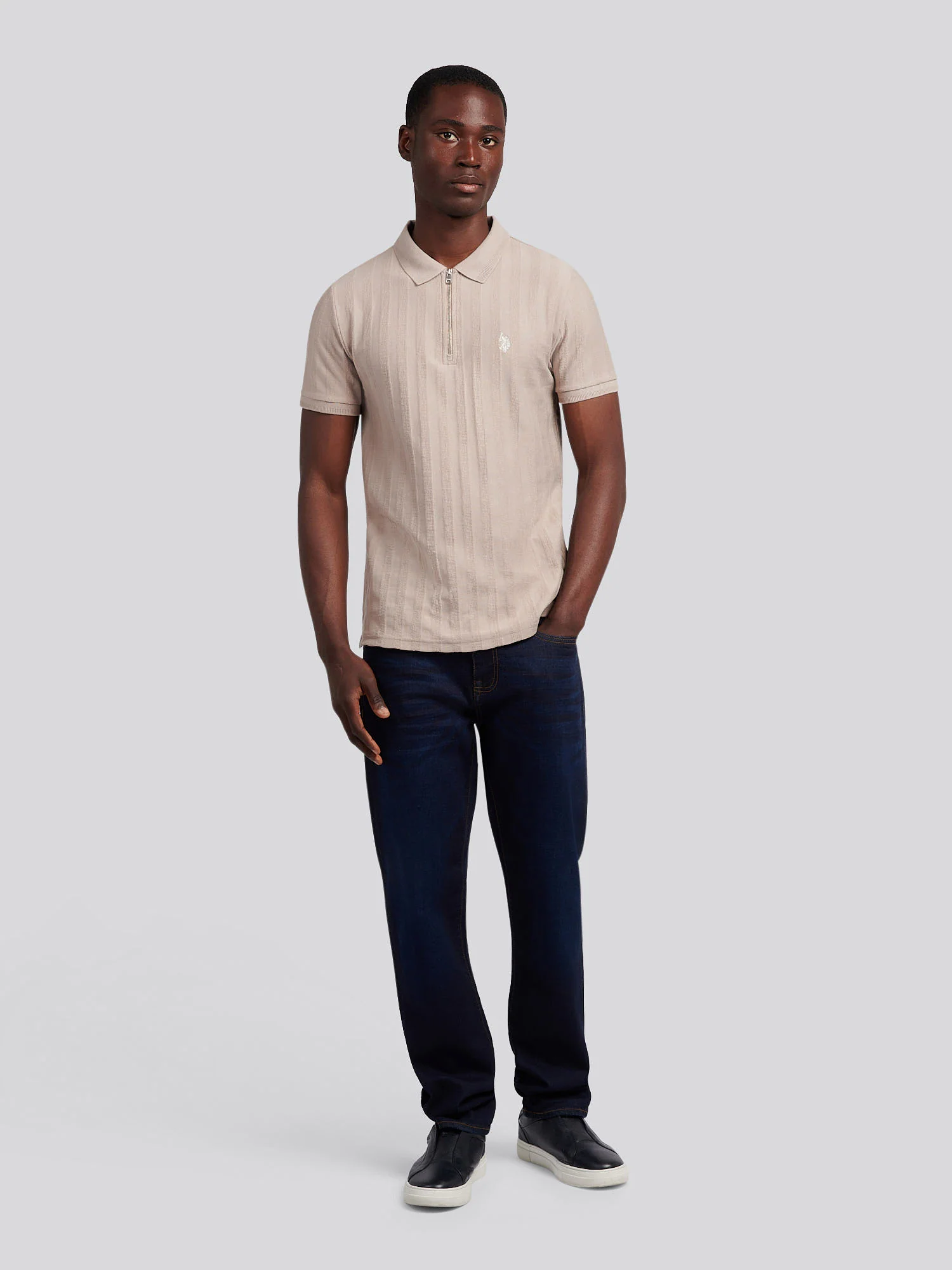 Mens Vertical Stripe Texture Polo Shirt in Atmosphere - Image 4