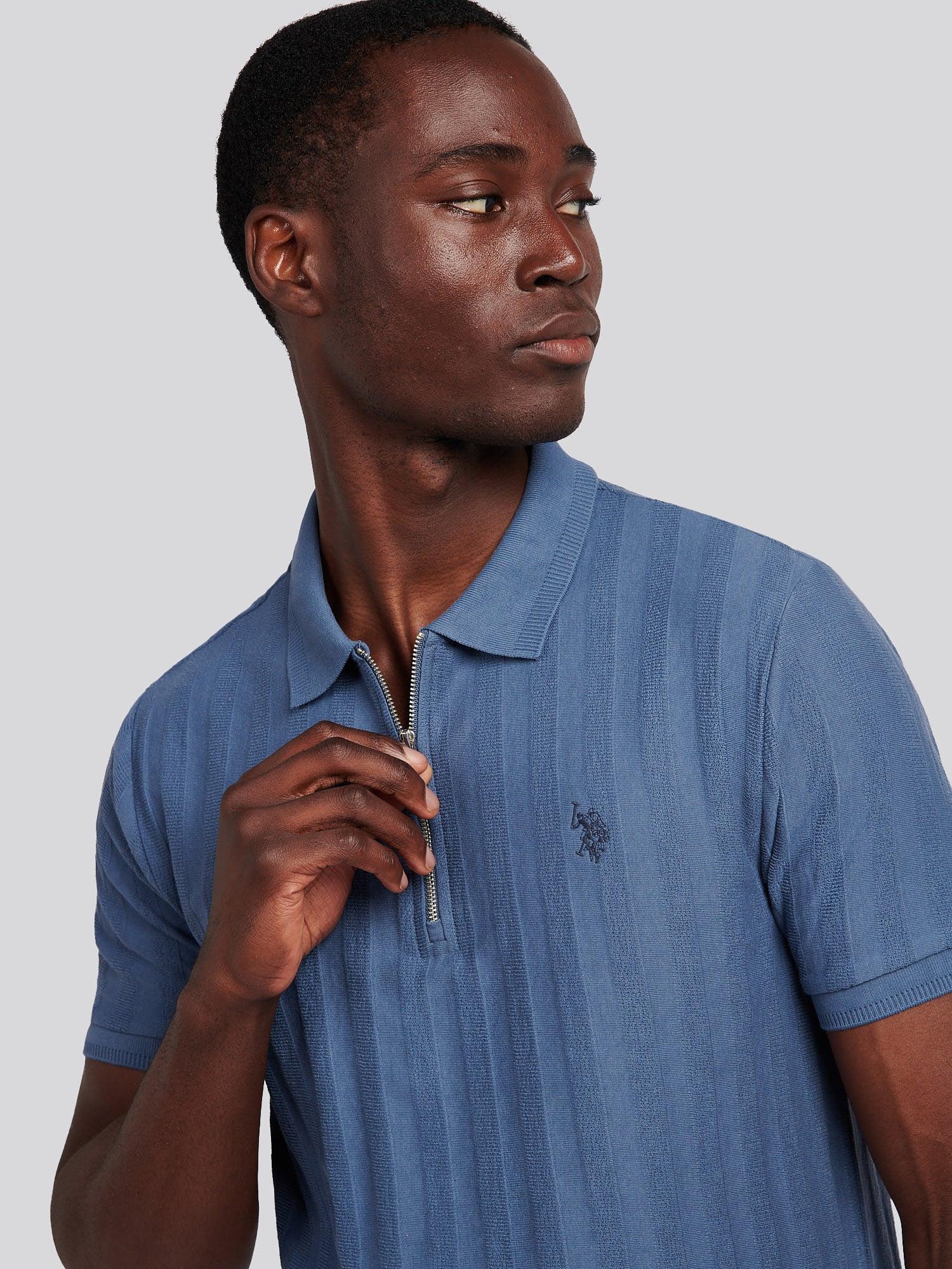 Mens Vertical Stripe Texture Polo Shirt in Vintage Indigo - Image 2