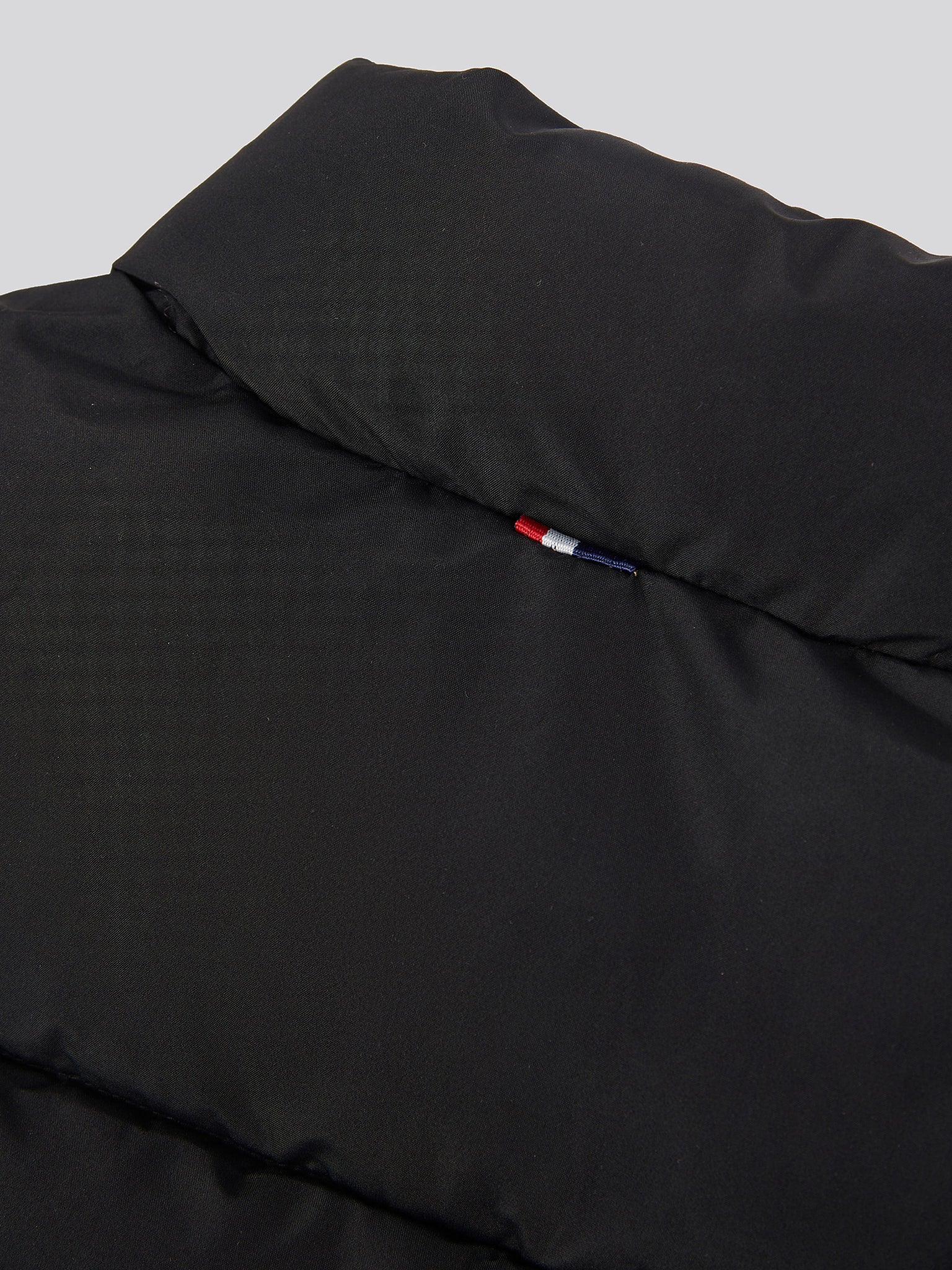 Mens Wide Baffle Gilet in Black - Image 5