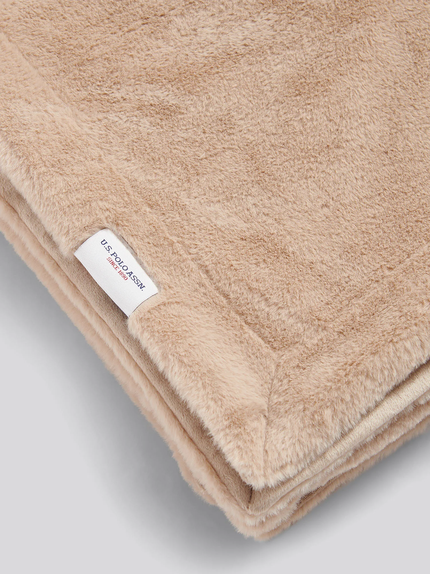 Premium Fleece Throw Camel - Image 5