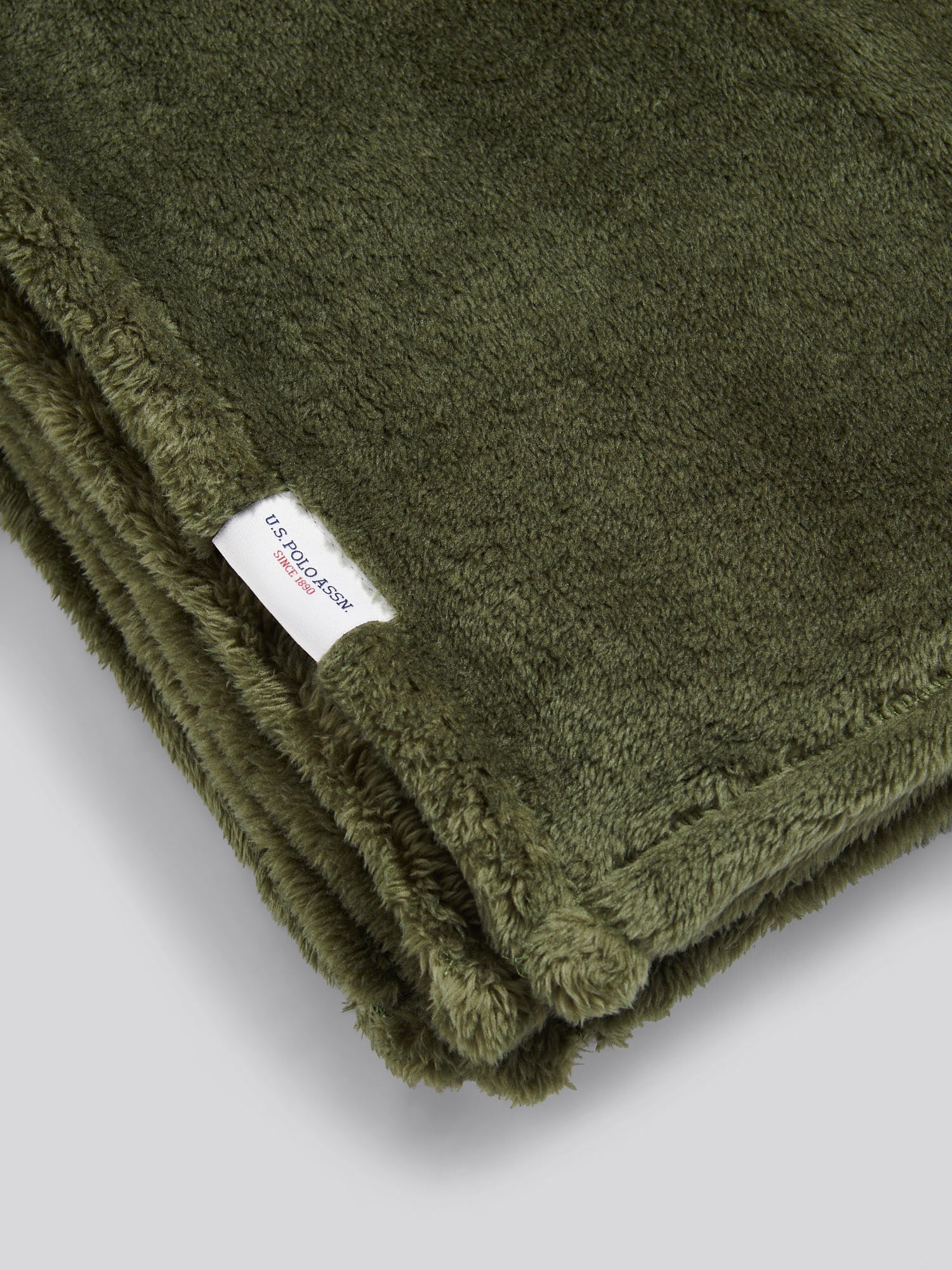 Premium Fleece Throw Capulet Olive - Image 3