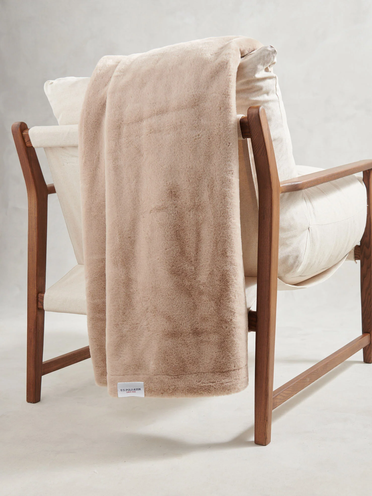 Premium Fur-Style Throw Camel