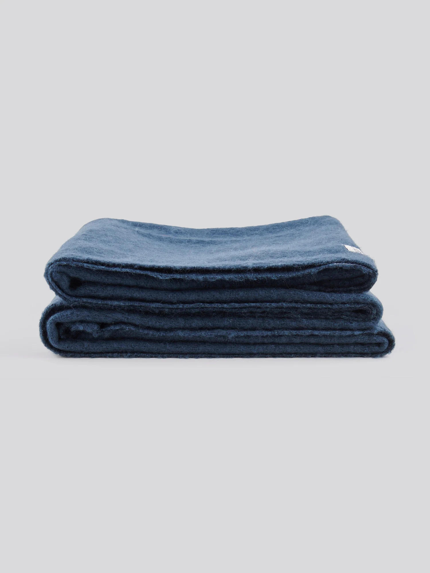 Premium Super Soft Hanging Throw Navy Iris - Image 2