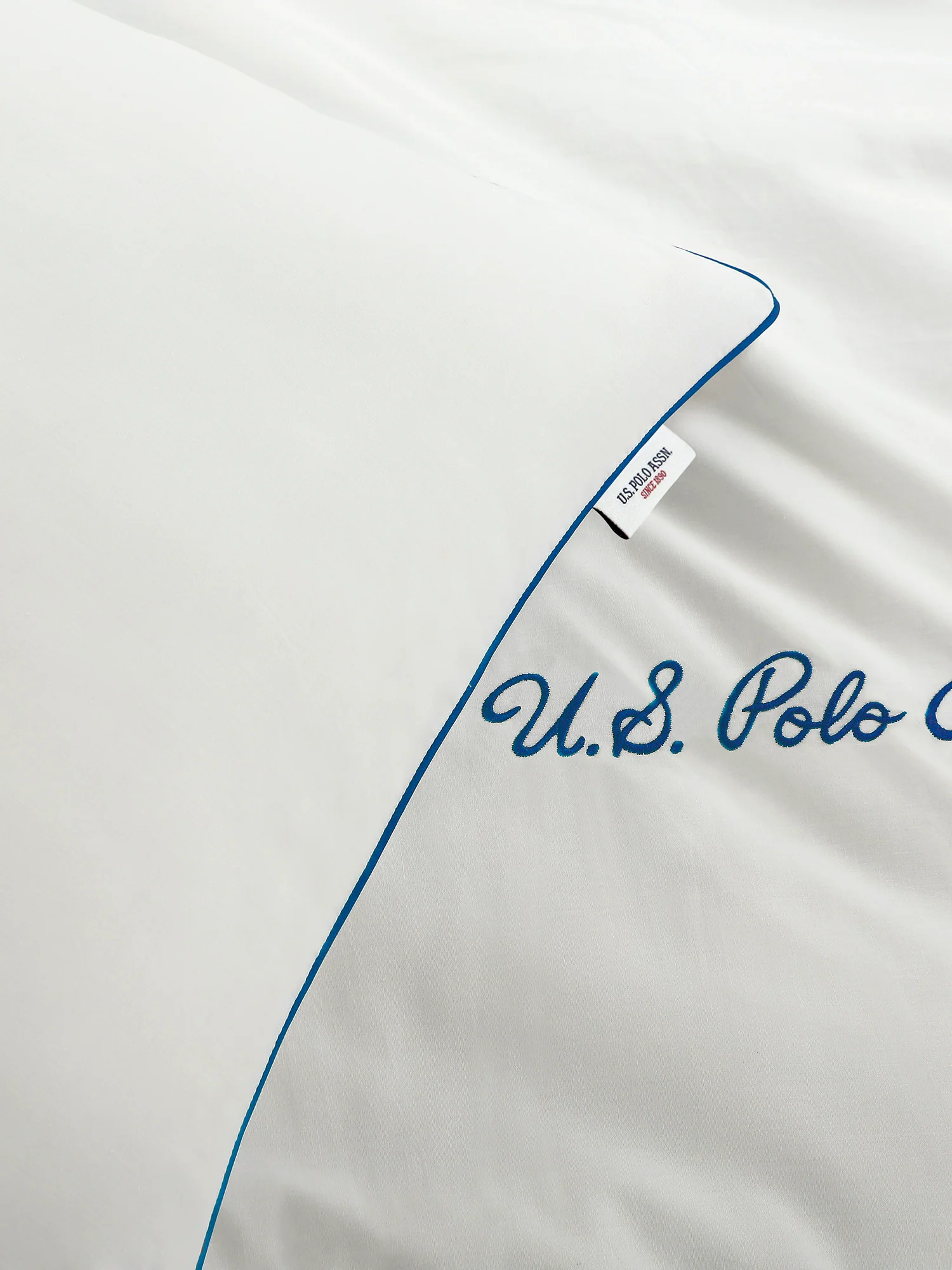 Pure Cotton Piped Duvet Set Bright White - Image 4