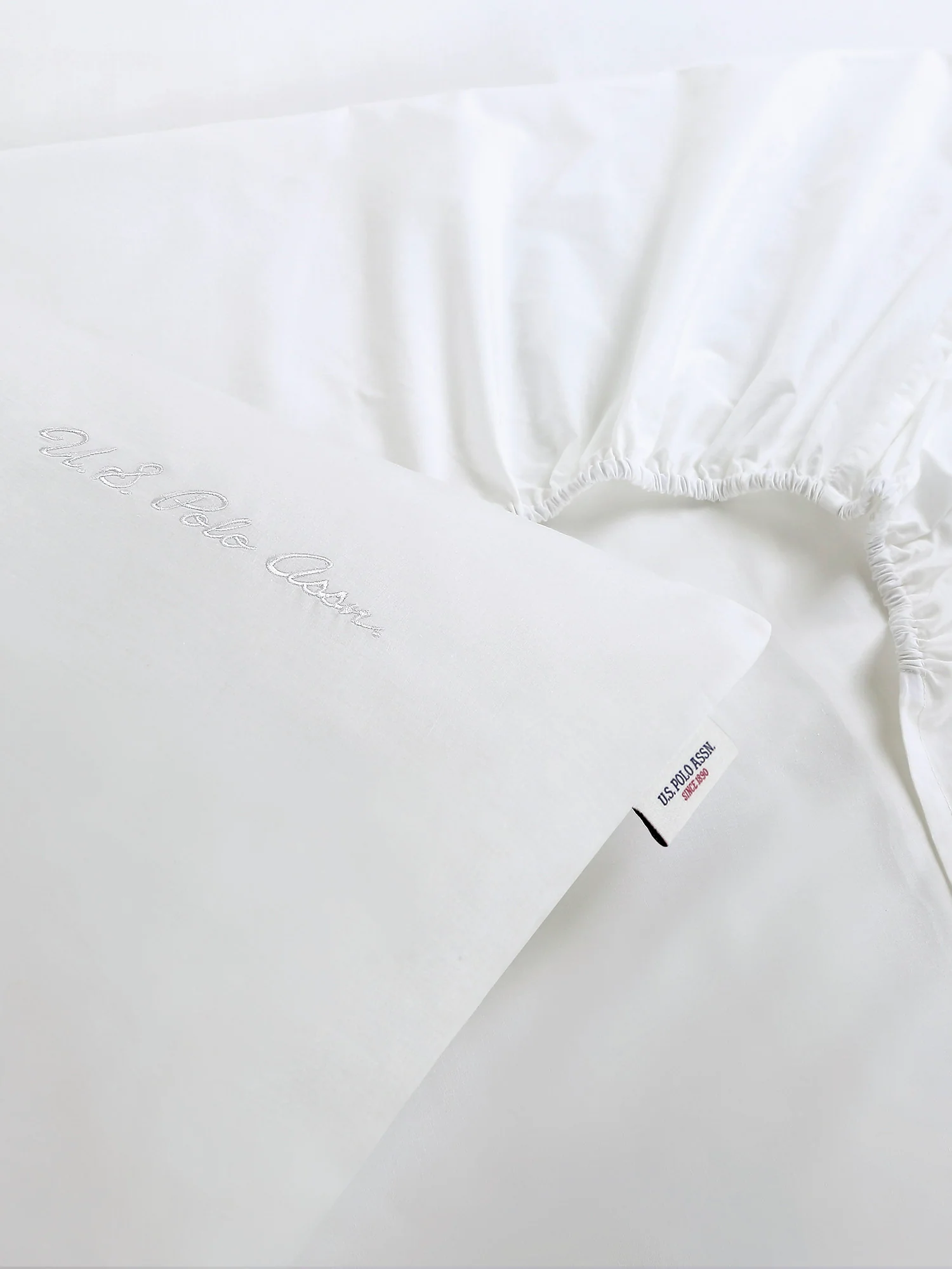 Pure Cotton Sheet & Pillowcase Set in Bright White - Image 4