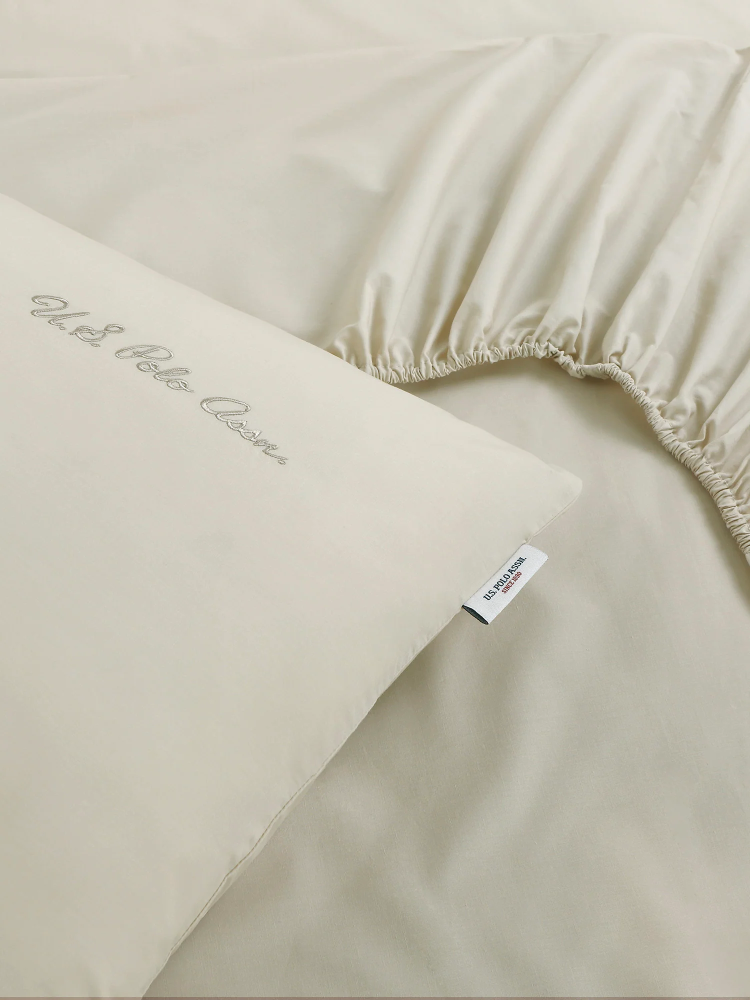 Pure Cotton Sheet & Pillowcase Set in Oatmeal - Image 4