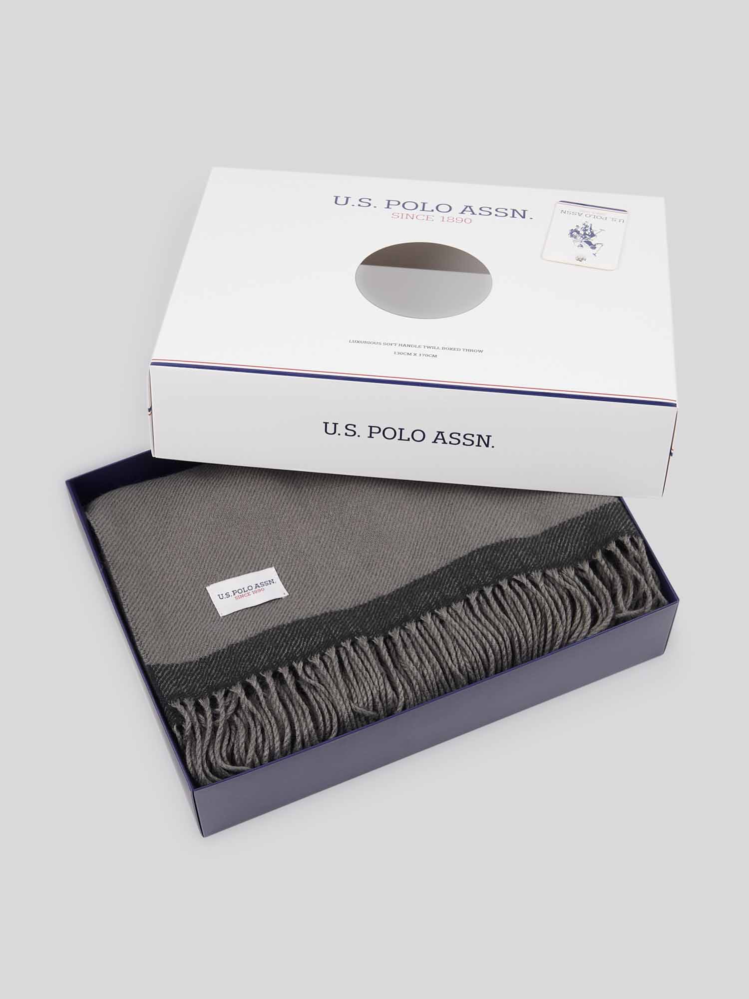 Luxurious Soft Handle Twill Boxed Throw in Tornado - Image 4