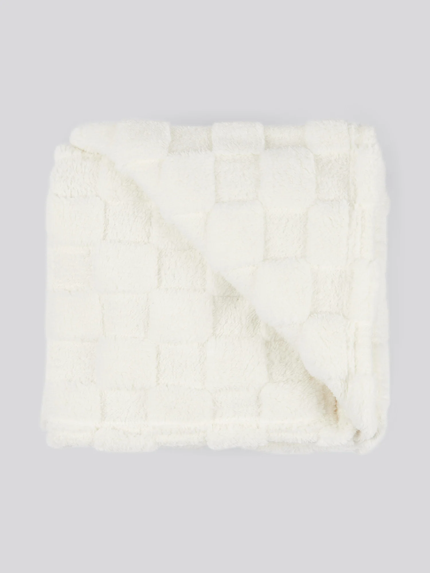 Premium Plush Jacquard Throw in Bright White - Image 2