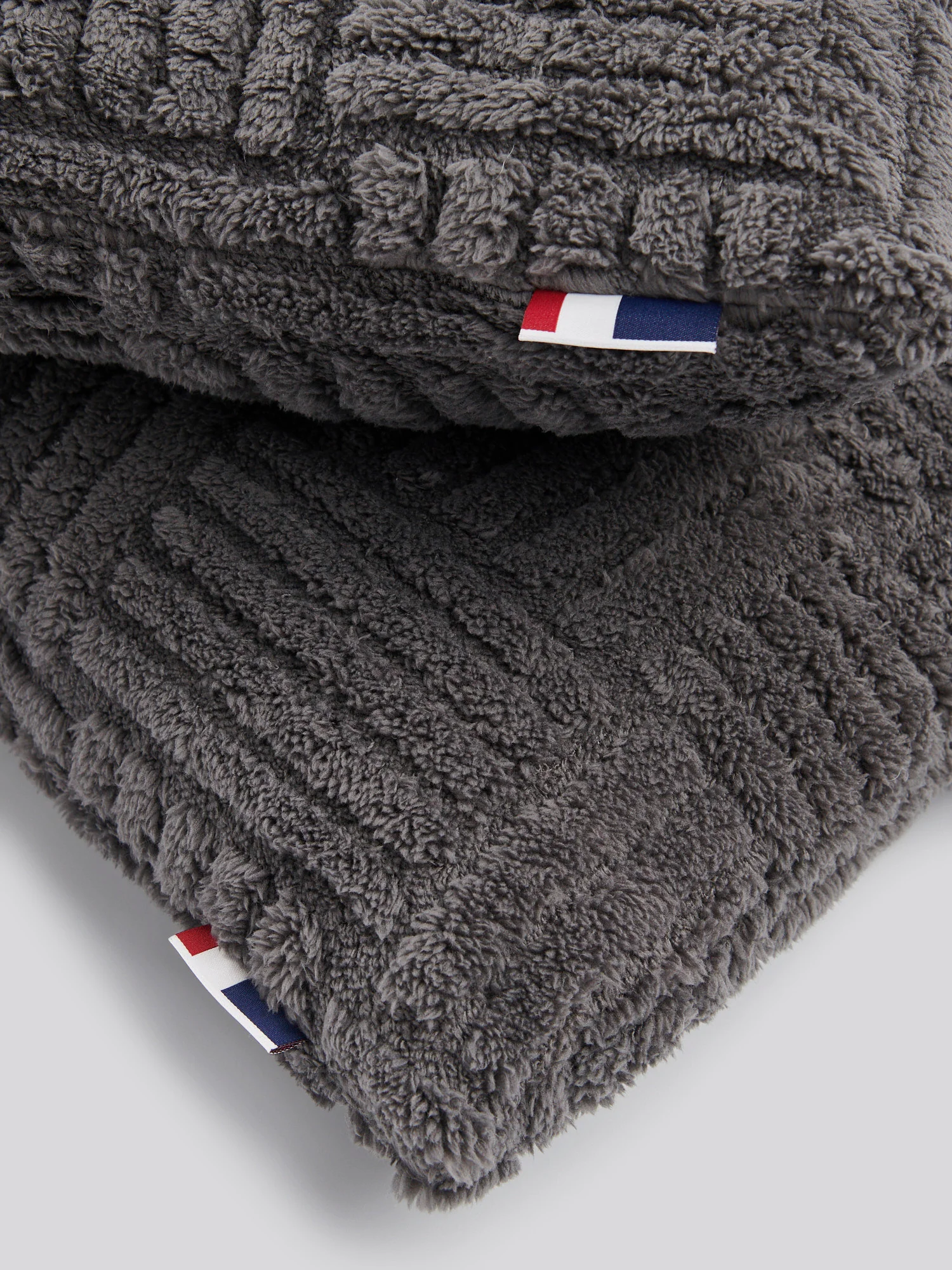 Premium Terrazzo Jacquard 2-Cushion Set in Tornado - Image 3
