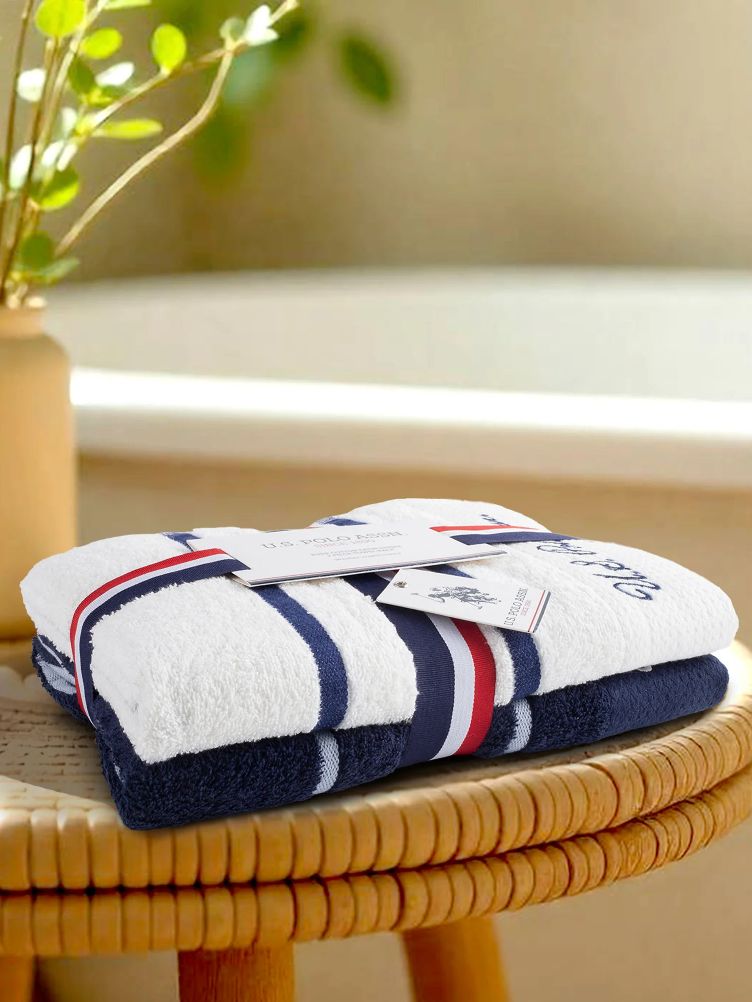 Pure Cotton Satin Stripe Towel Bale in Bright White - Image 2