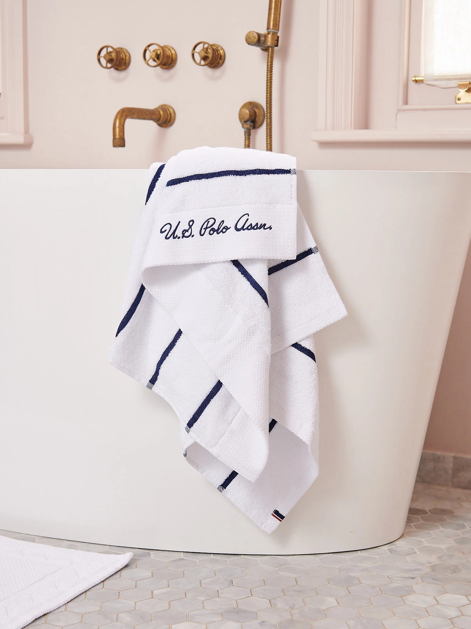 Pure Cotton Satin Stripe Towel Bale in Bright White - Image 2