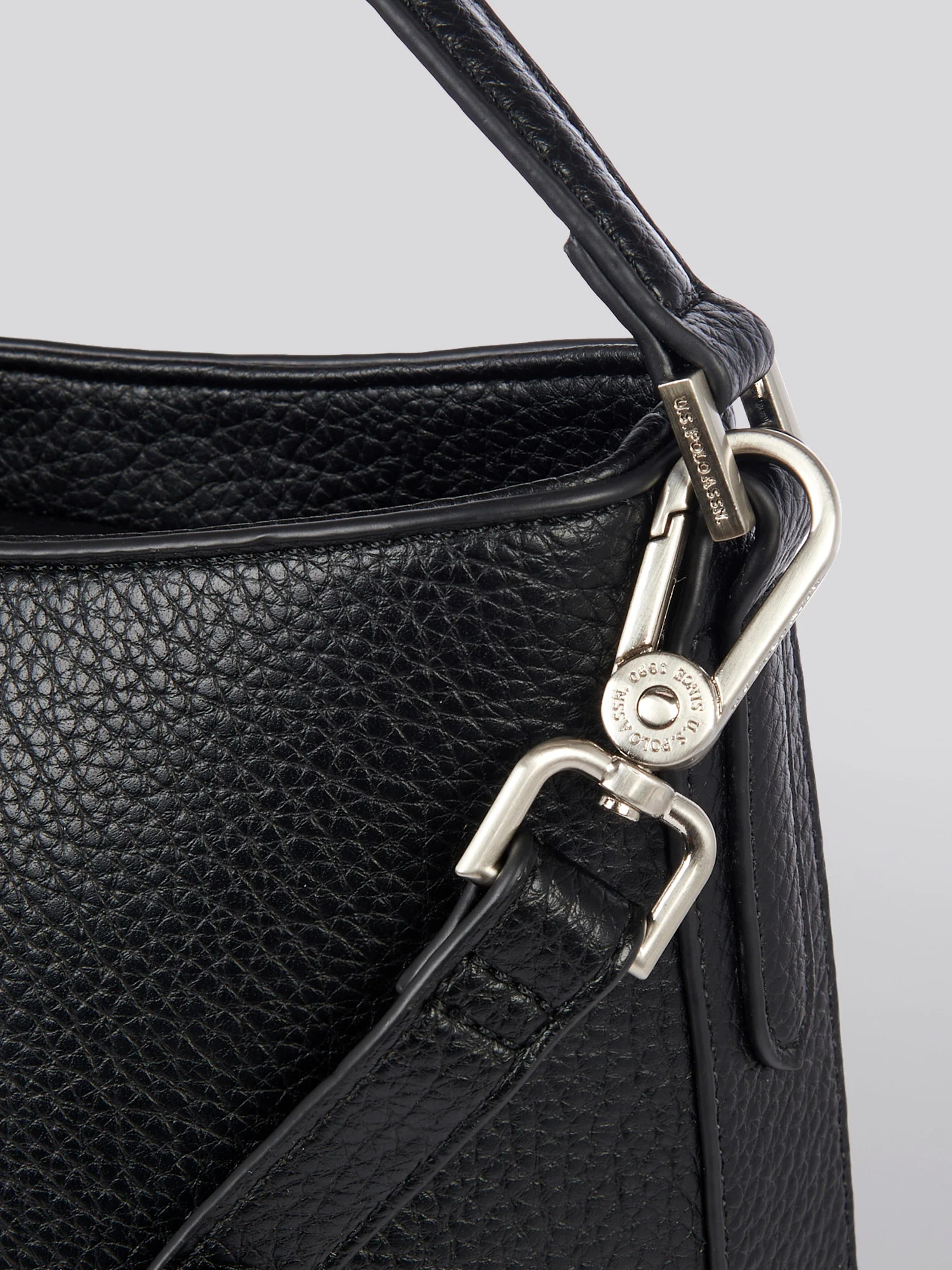 U.S. Polo Assn. Womens Breezy Hobo Bag in Black - Image 9