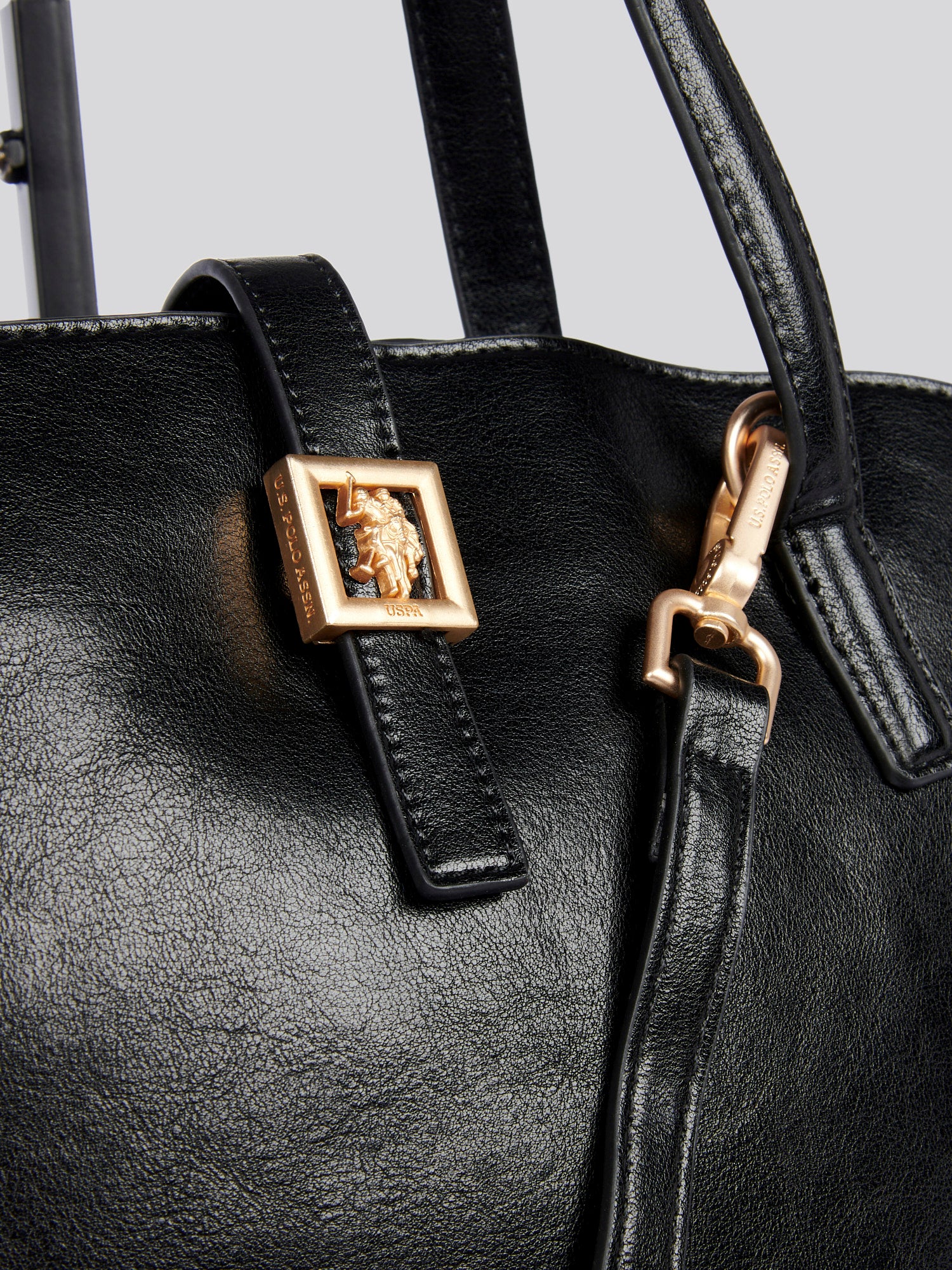 U.S. Polo Assn. Womens Caring Shopping Bag in Black - Image 5