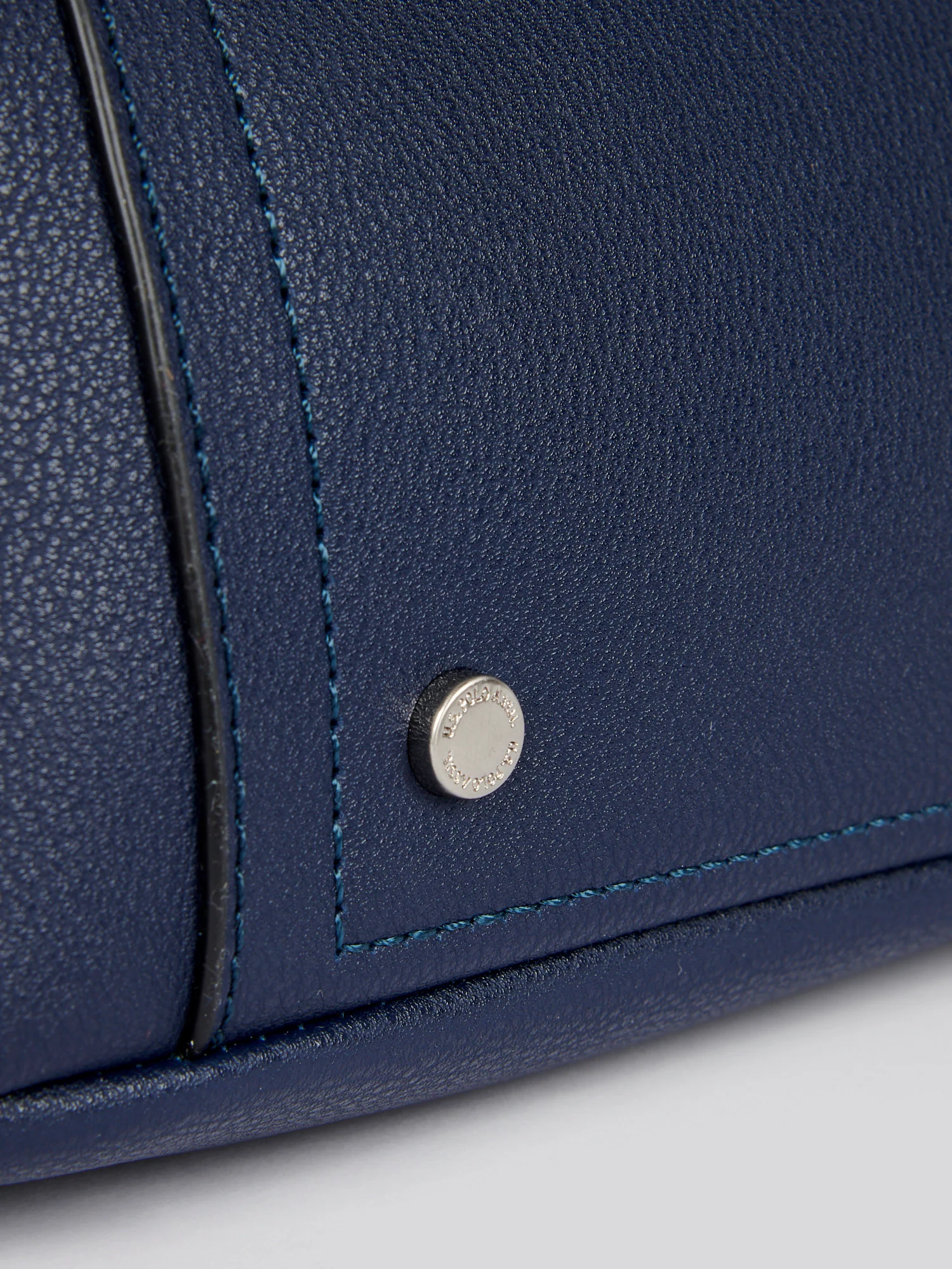 U.S. Polo Assn. Womens Retro Hobo Bag in Navy - Image 7