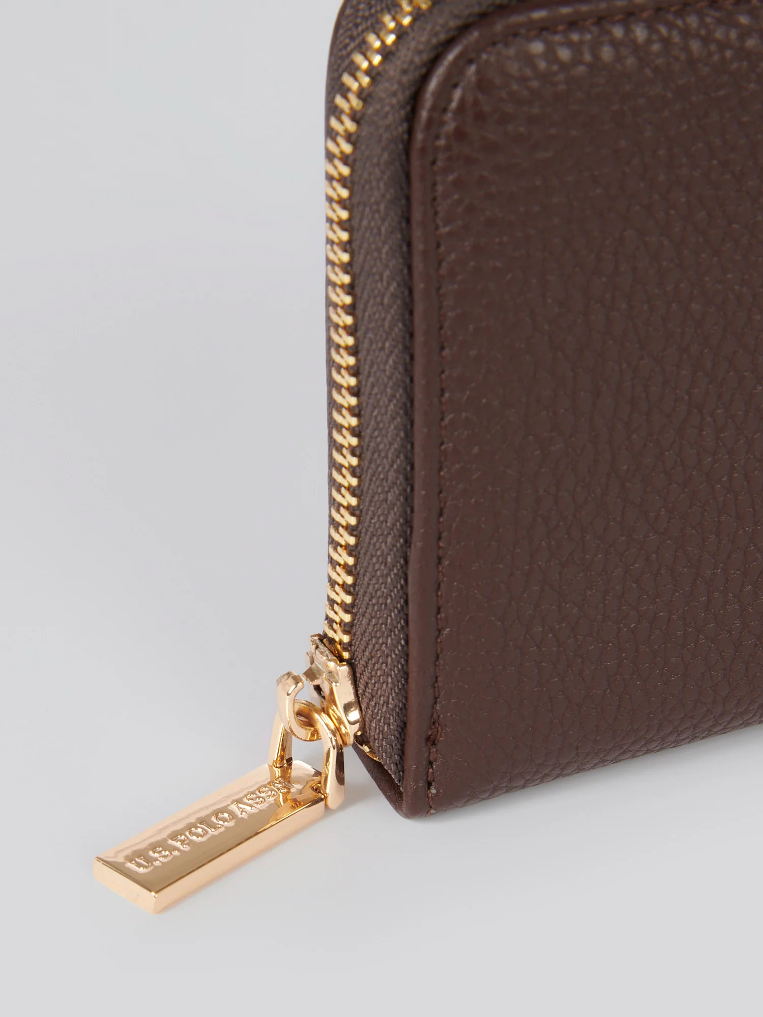 U.S. Polo Assn. Womens Stanford Large Zip Around Wallet in Dark Brown - Image 6