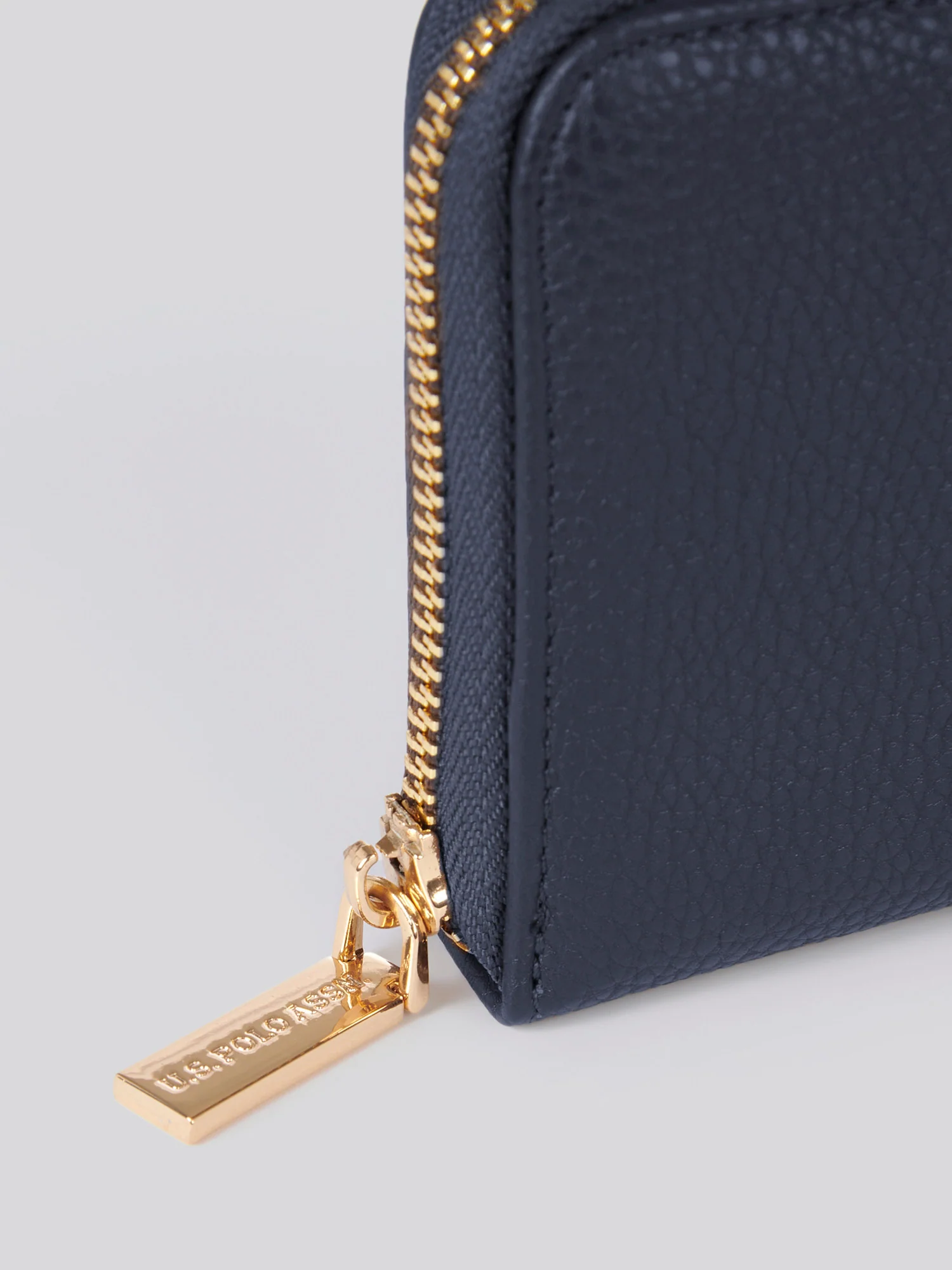 U.S. Polo Assn. Womens Stanford Large Zip Around Wallet in Navy - Image 6