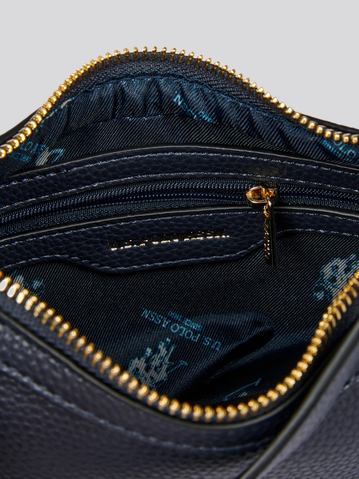 U.S. Polo Assn. Womens Stanford Small Hobo Bag in Navy - Image 5
