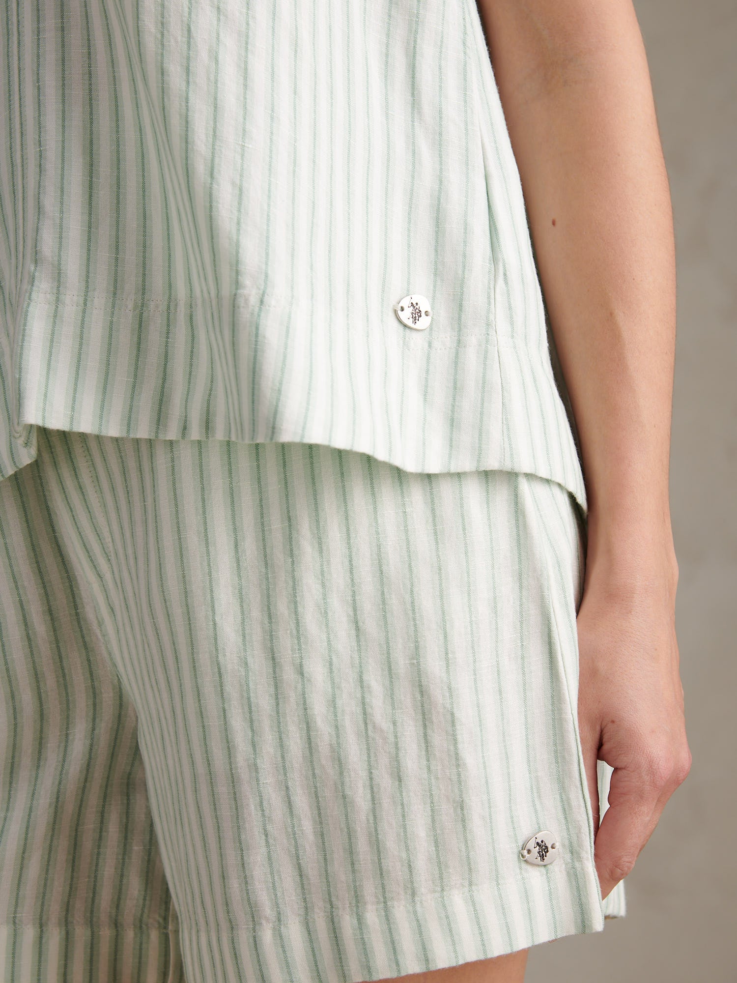 Womens Linen Blend Stripe V-Neck Shell Top Misty Jade - Image 2