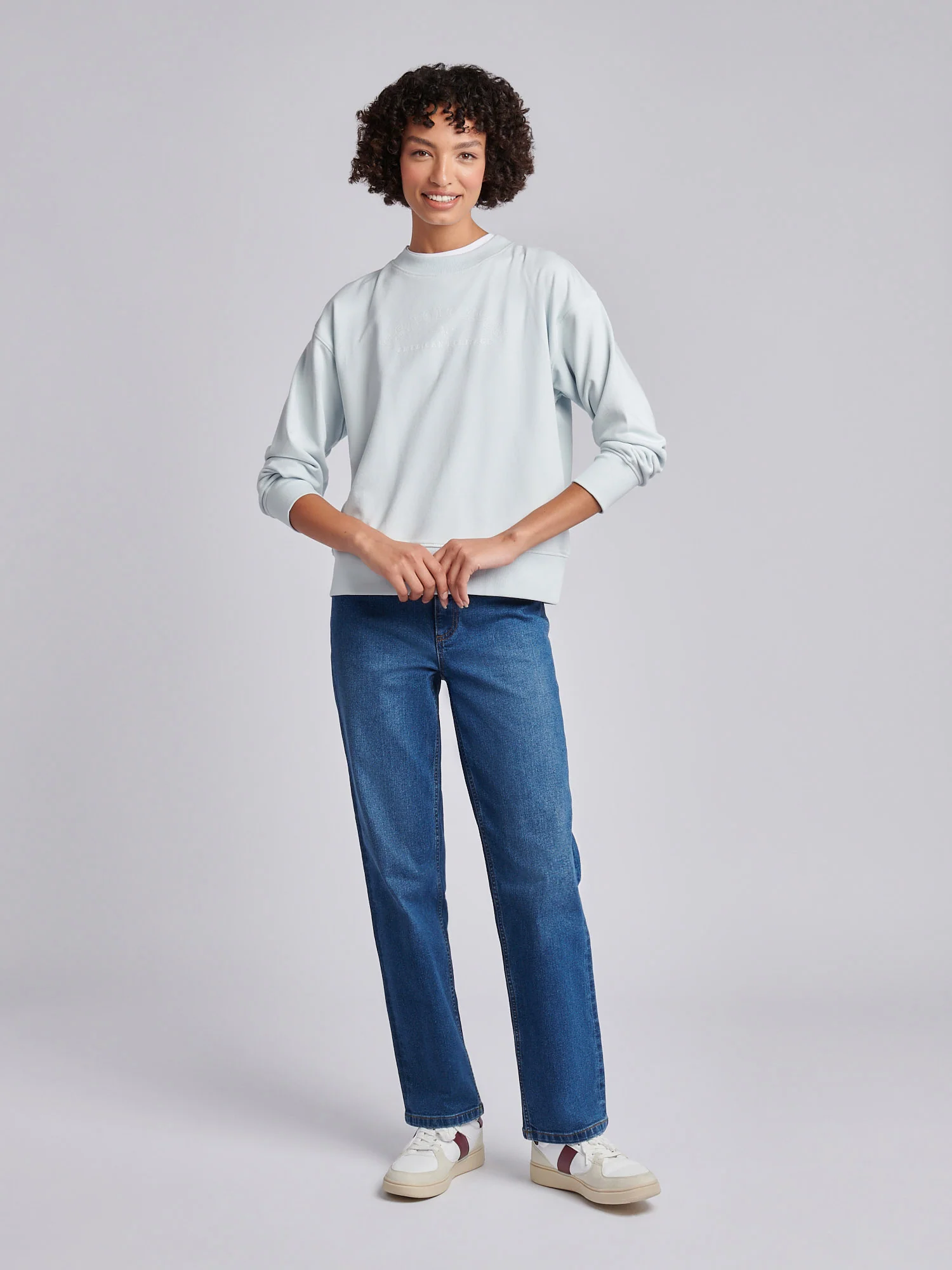 Womens Arc Graphic Crew Sweat in Ballad Blue - Image 3