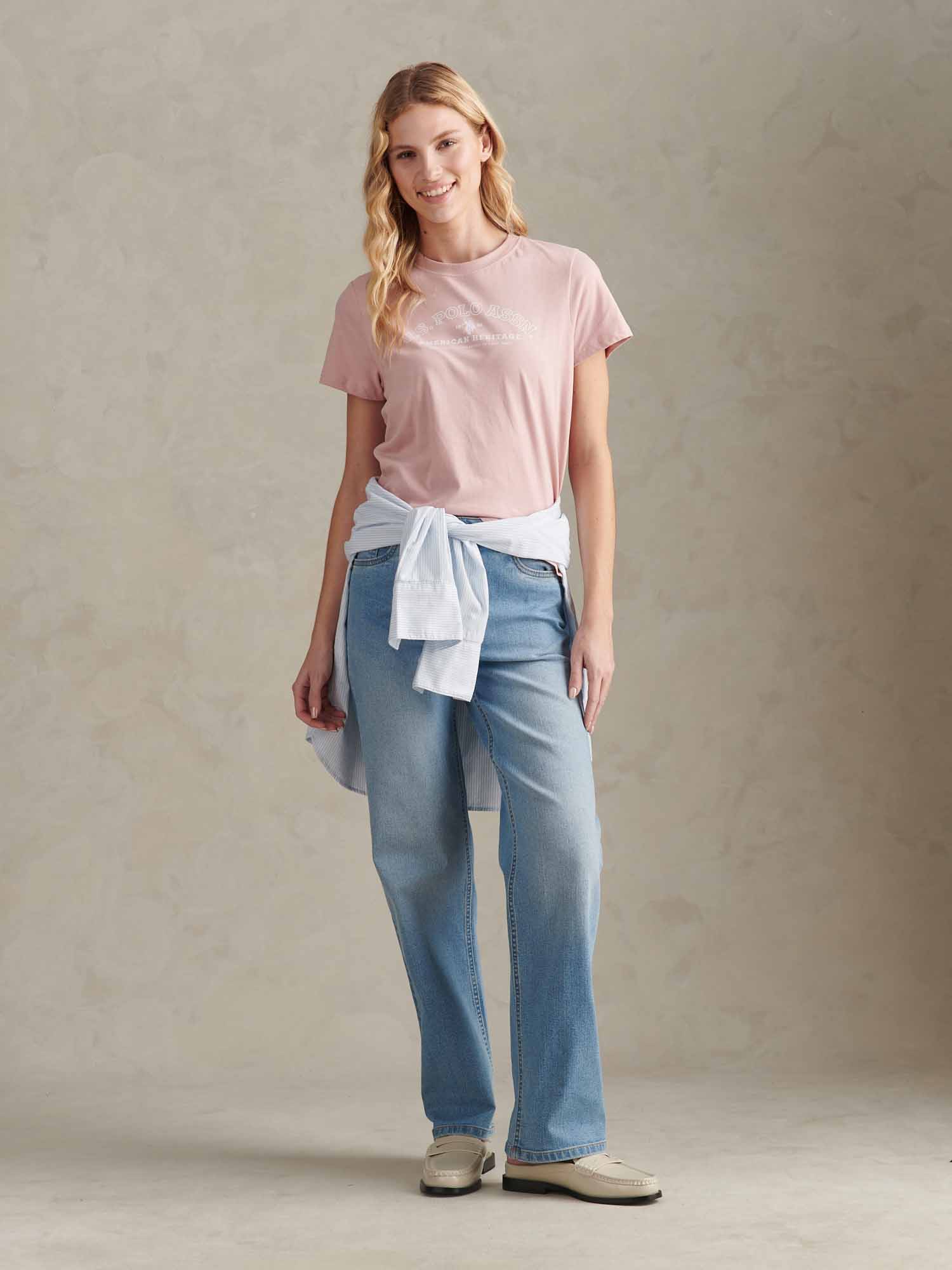 Womens Arc Graphic T-Shirt in Pale Mauve - Image 3