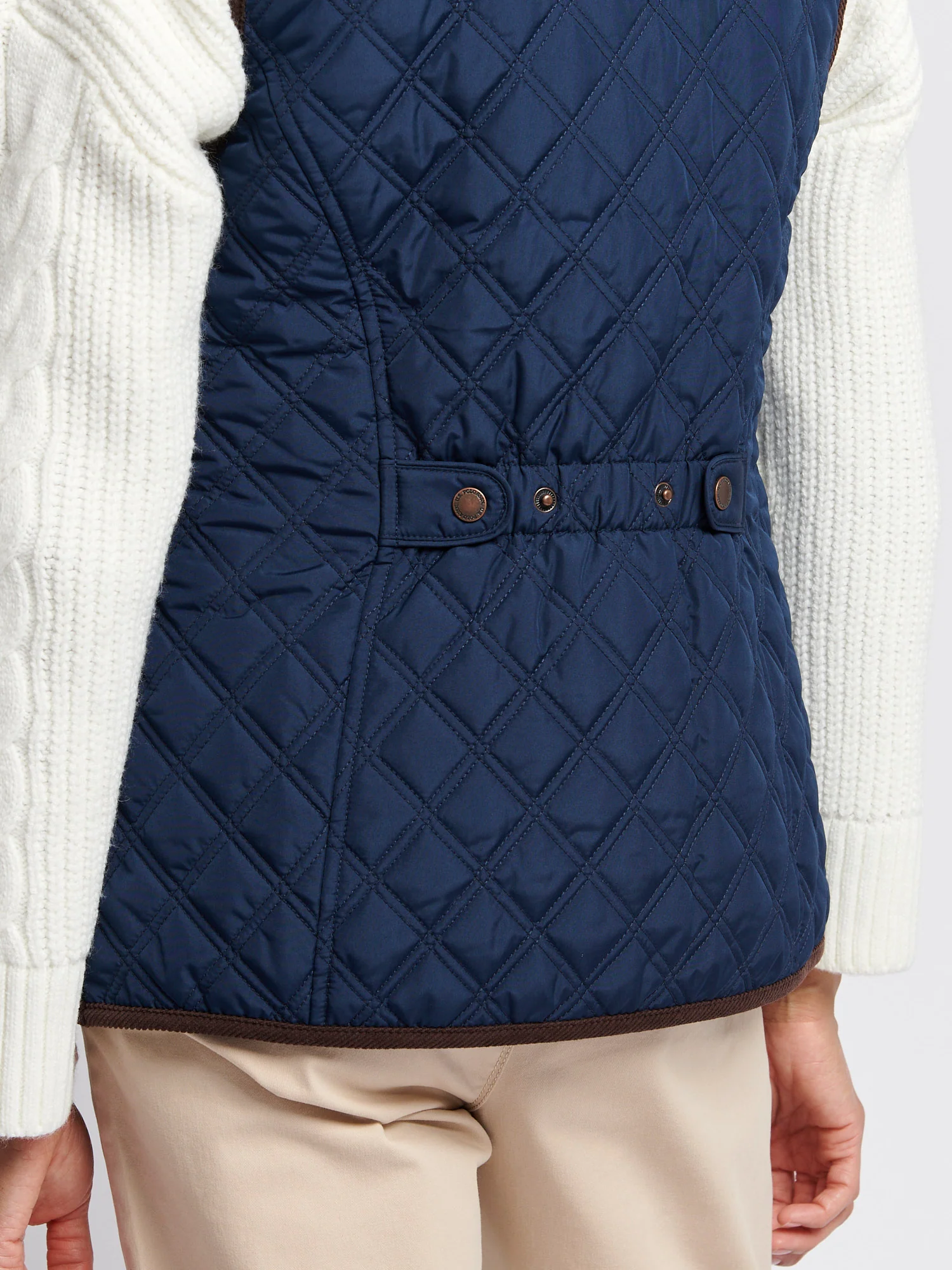 Womens Bound Quilted Hacking Gilet in Navy Iris - Image 5