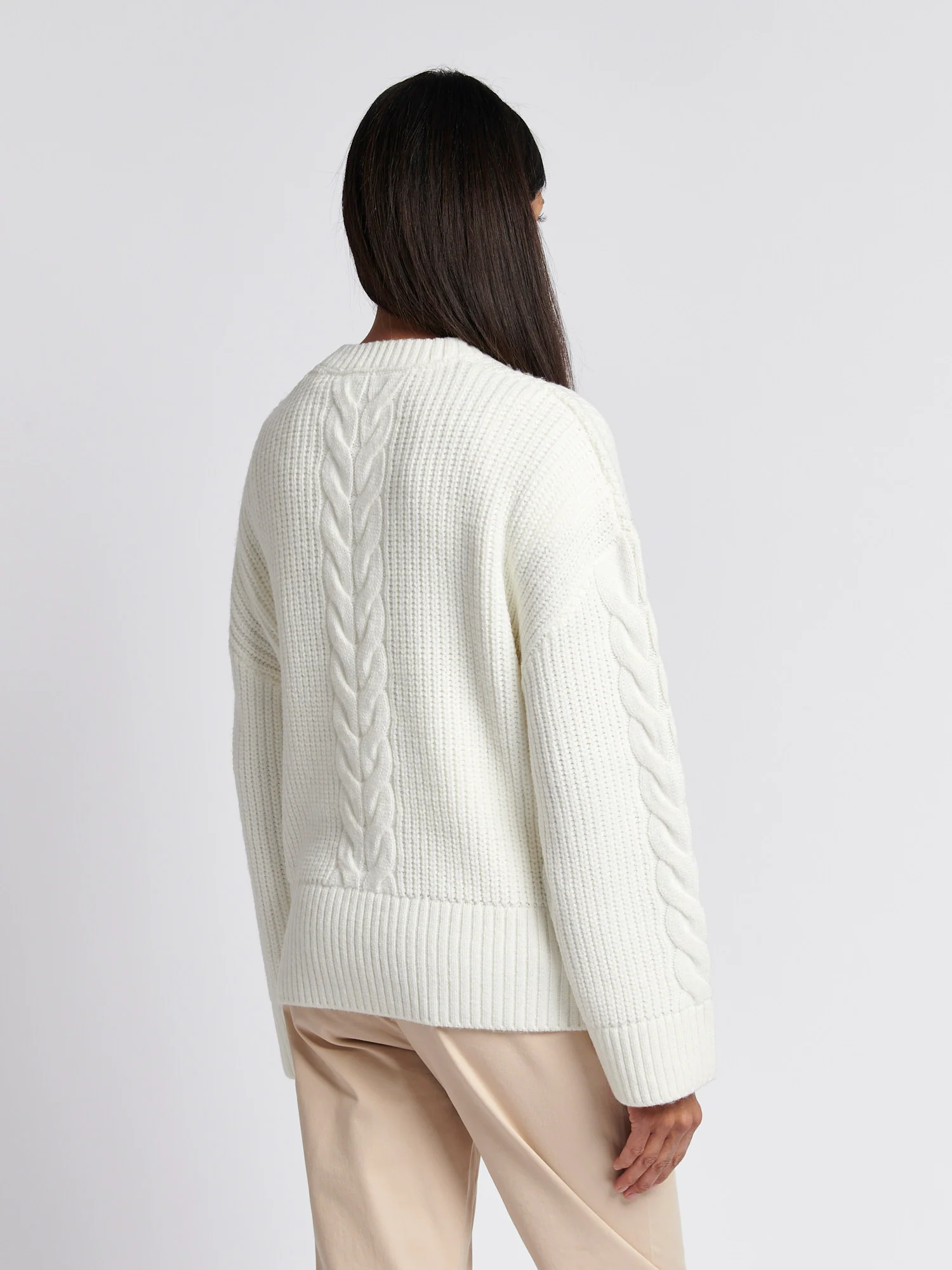Womens Chunky Central Cable Jumper in Egret - Image 4