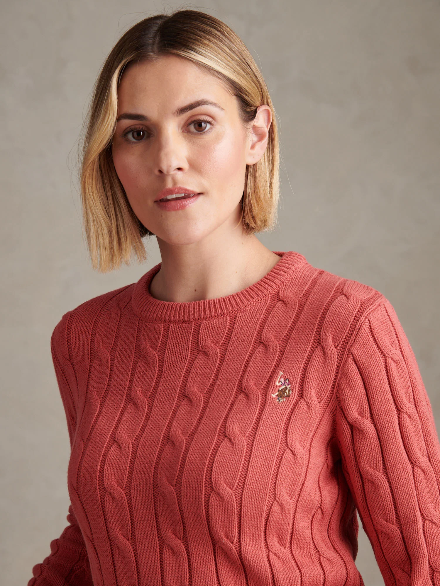 Womens Crew Neck Cable Jumper Mineral Red - Image 2