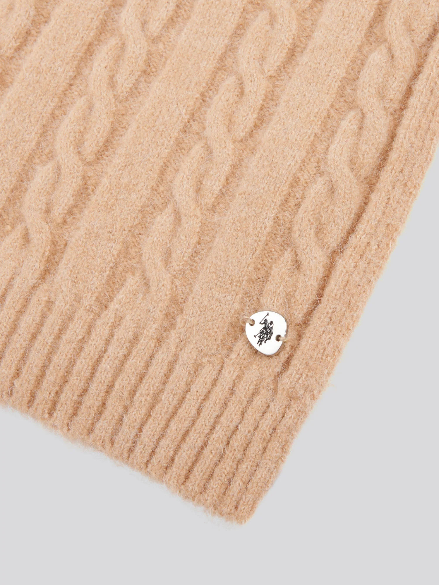 Womens Hanging Signature Cable Knit Scarf in Cuban Sand - Image 3